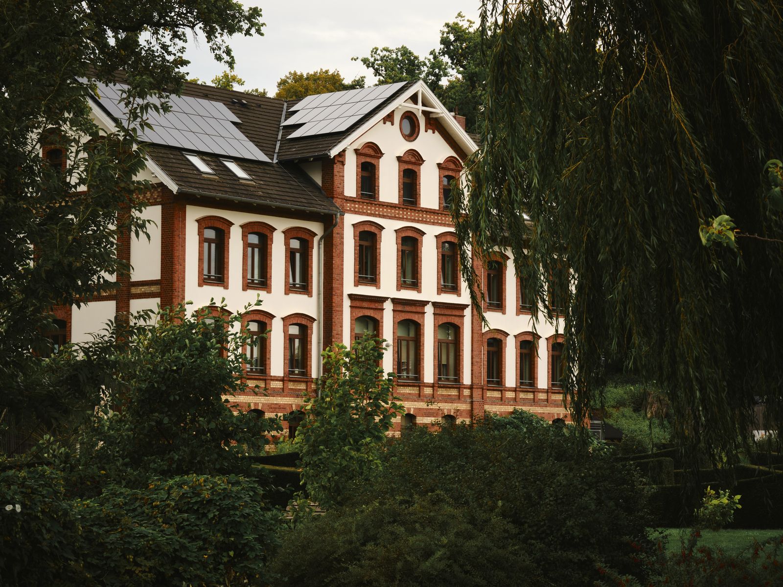 Solar Panel Hotel