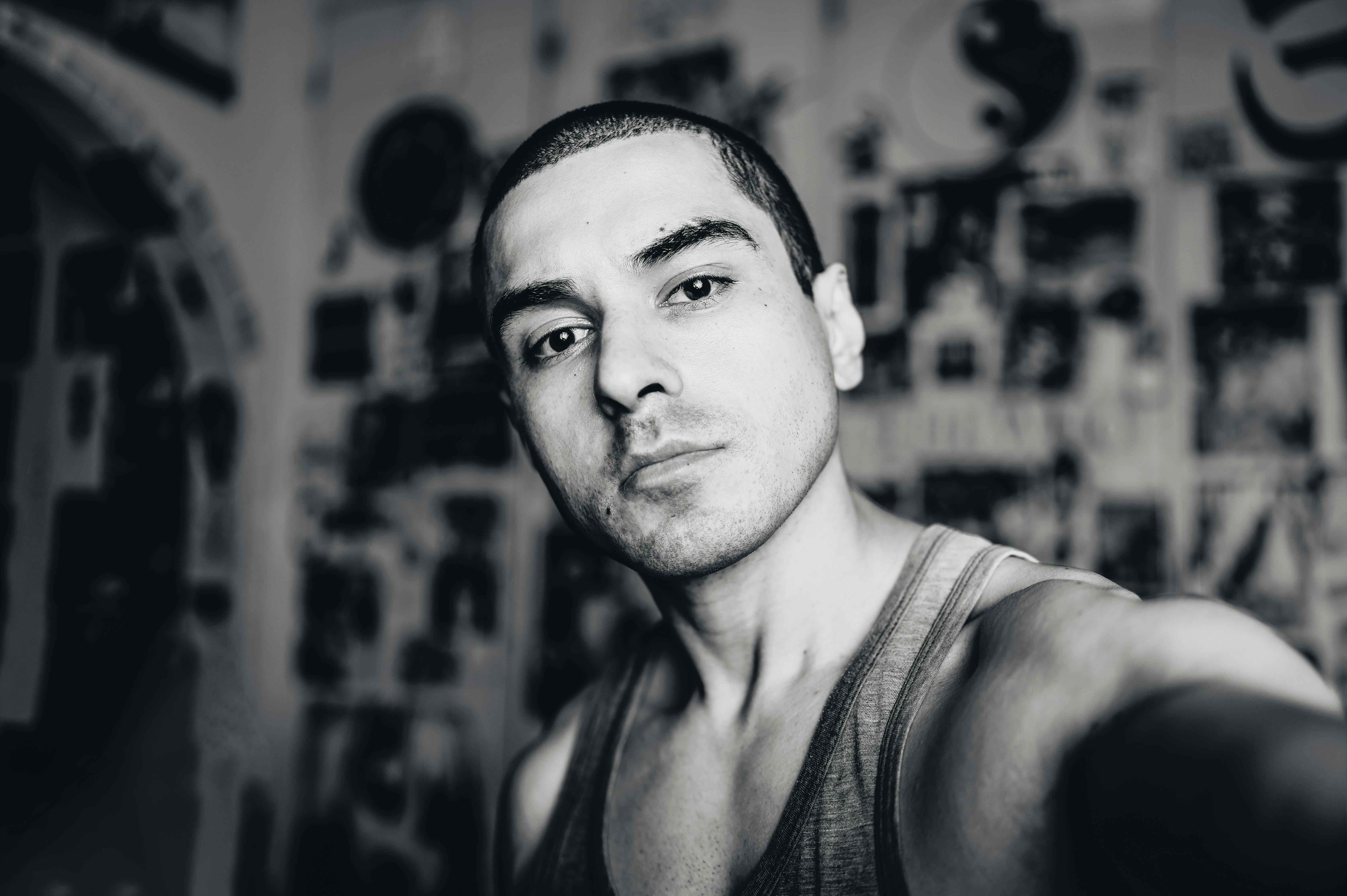 Naked Men Selfie Photos, Download The BEST Free Naked Men Selfie Stock