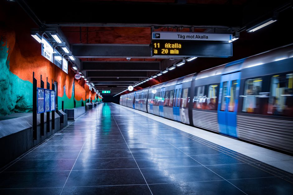 Summer in the City 2025 deviază duminica 8 rute de transport și crește frecvența autobuzelor de noapte în București