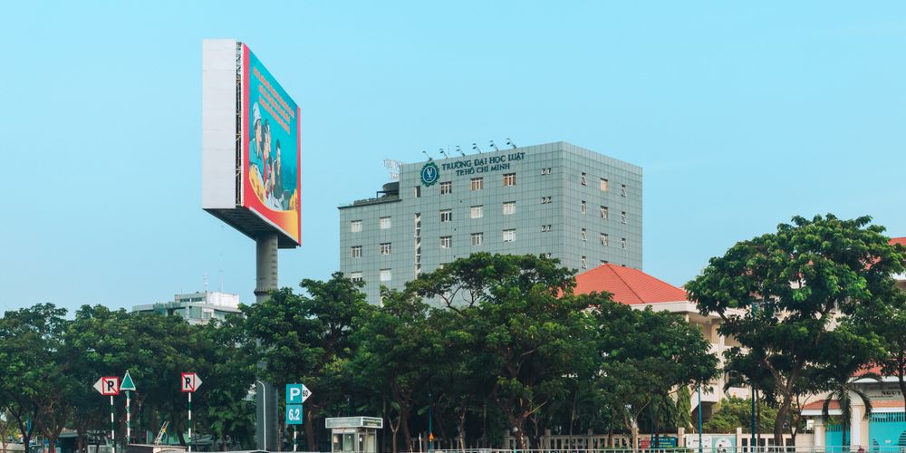 UEH Thúc Đẩy Hợp Tác Quốc Tế Trong Lĩnh Vực Đô Thị Thông Minh Tại Ý