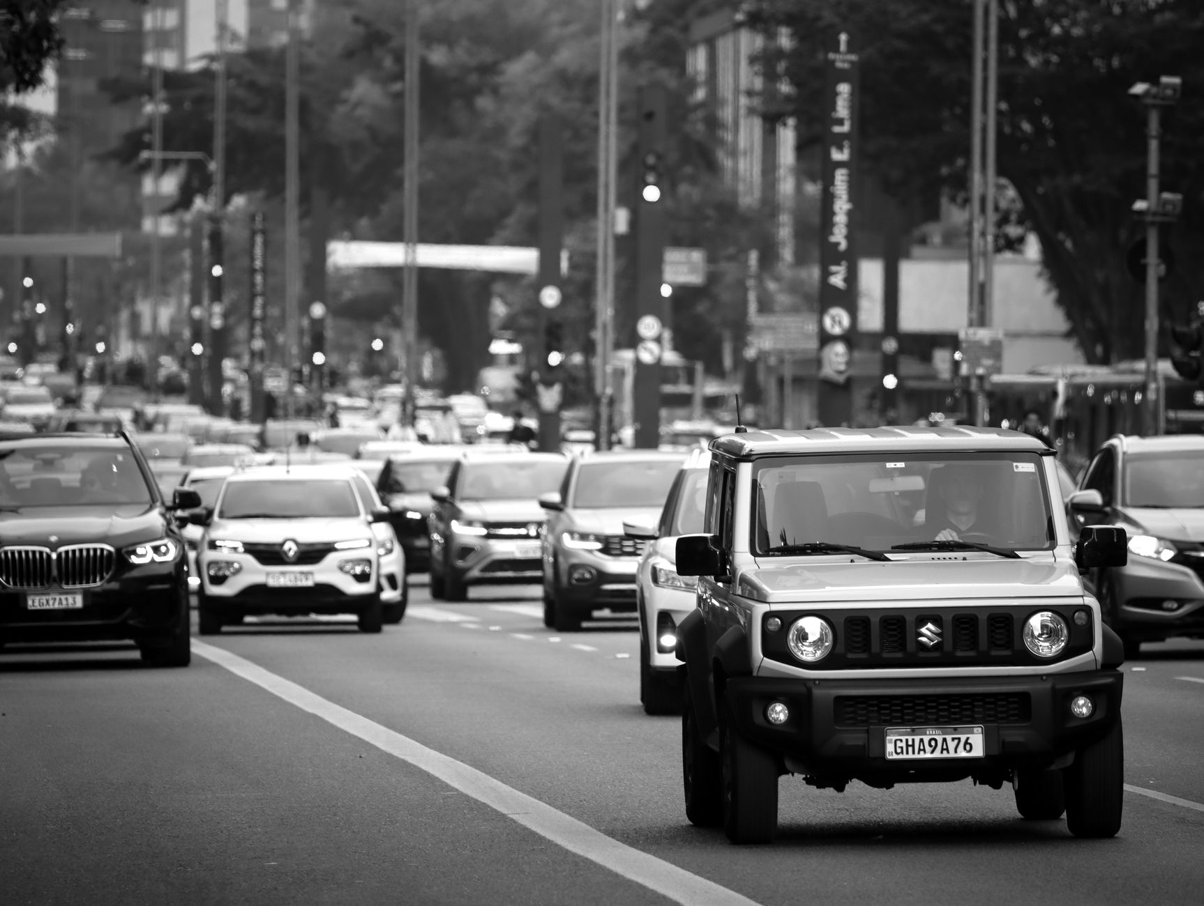 Move Brasil: Alta Procura por Carros, Mas Crédito Impede Vendas