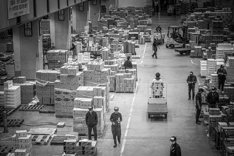 Retail warehouse and logistics operation