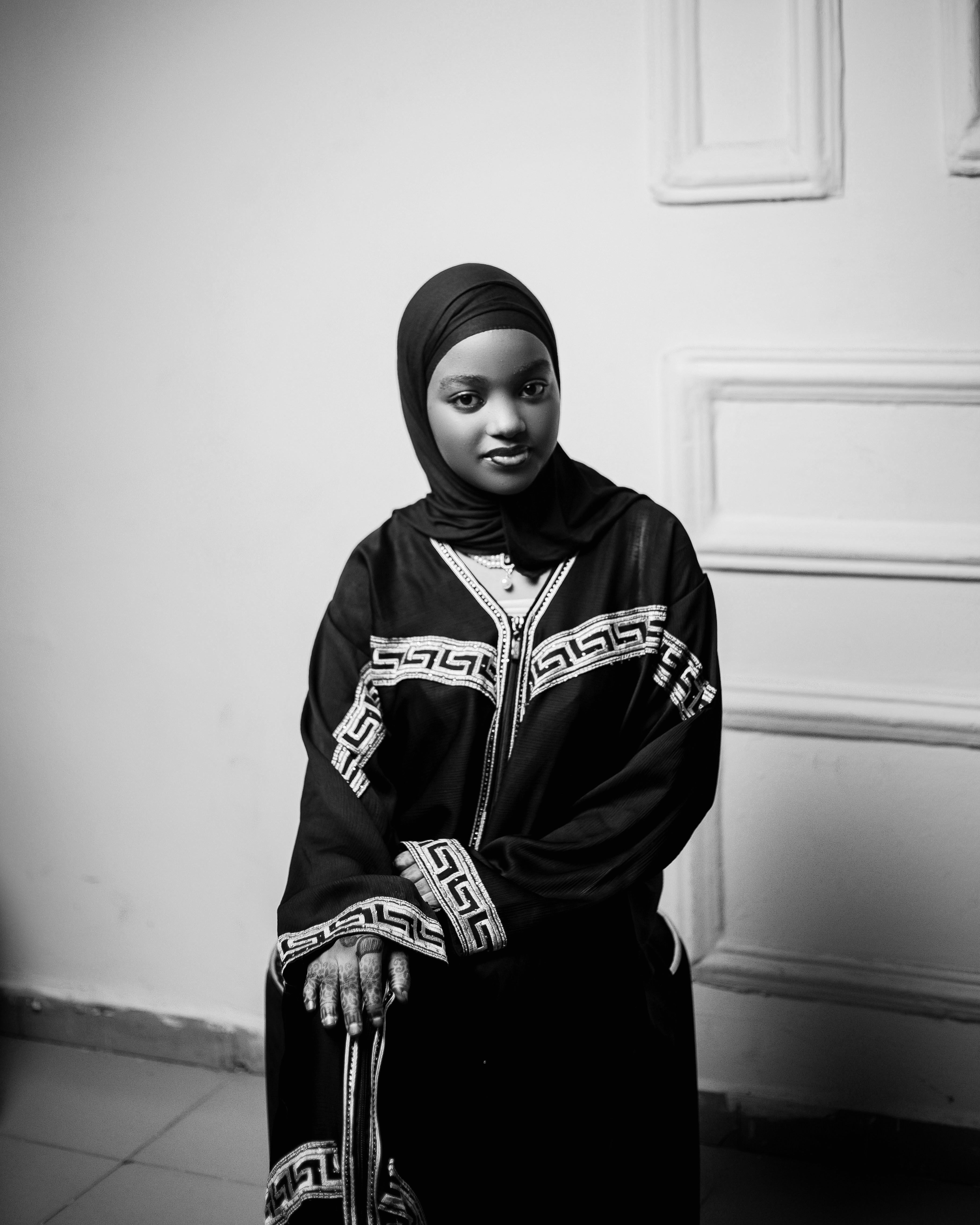 Elegant Black and White Portrait of Woman in Hijab · Free Stock Photo