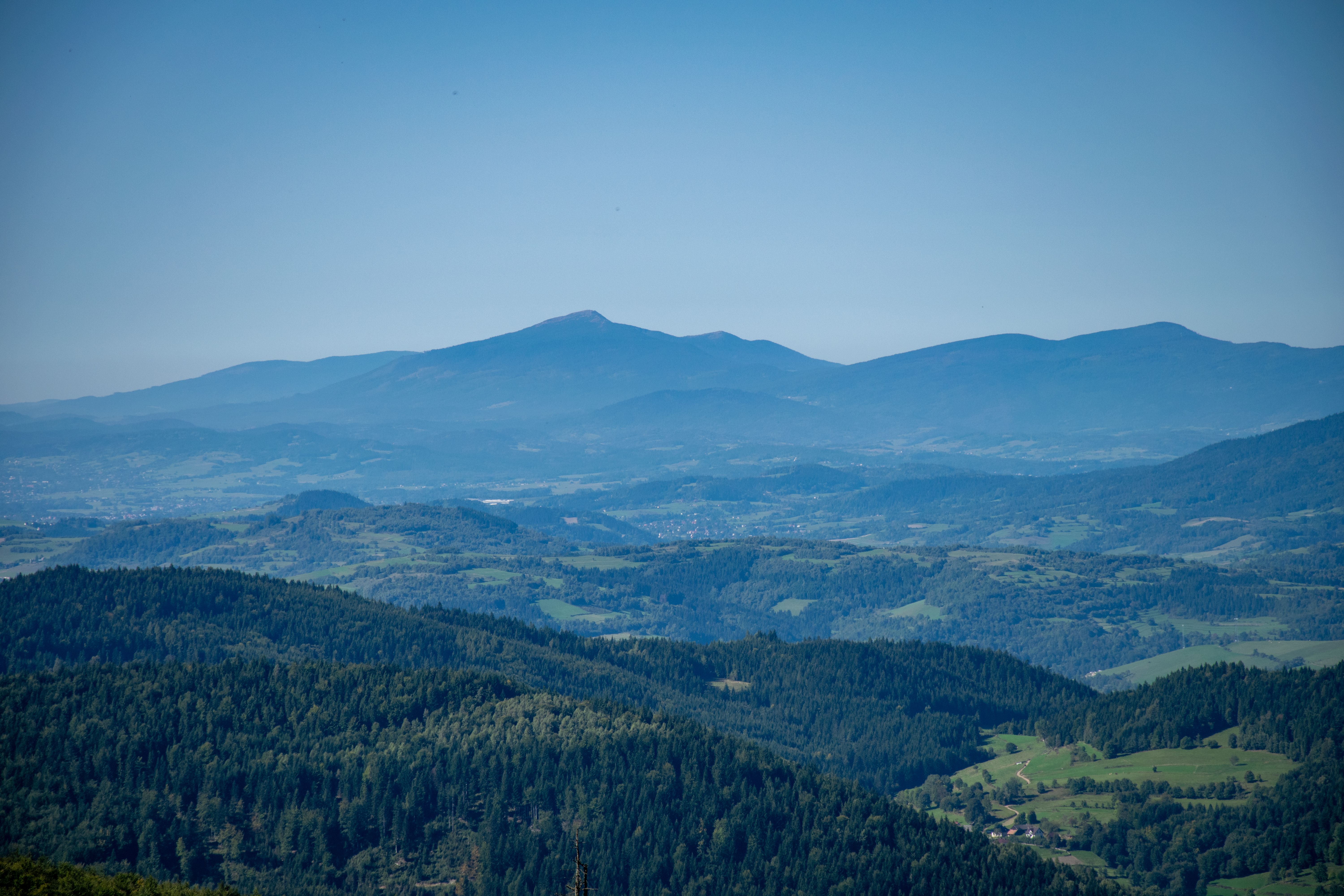 Scenic Mountain Landscape with Lush Greenery · Free Stock Photo