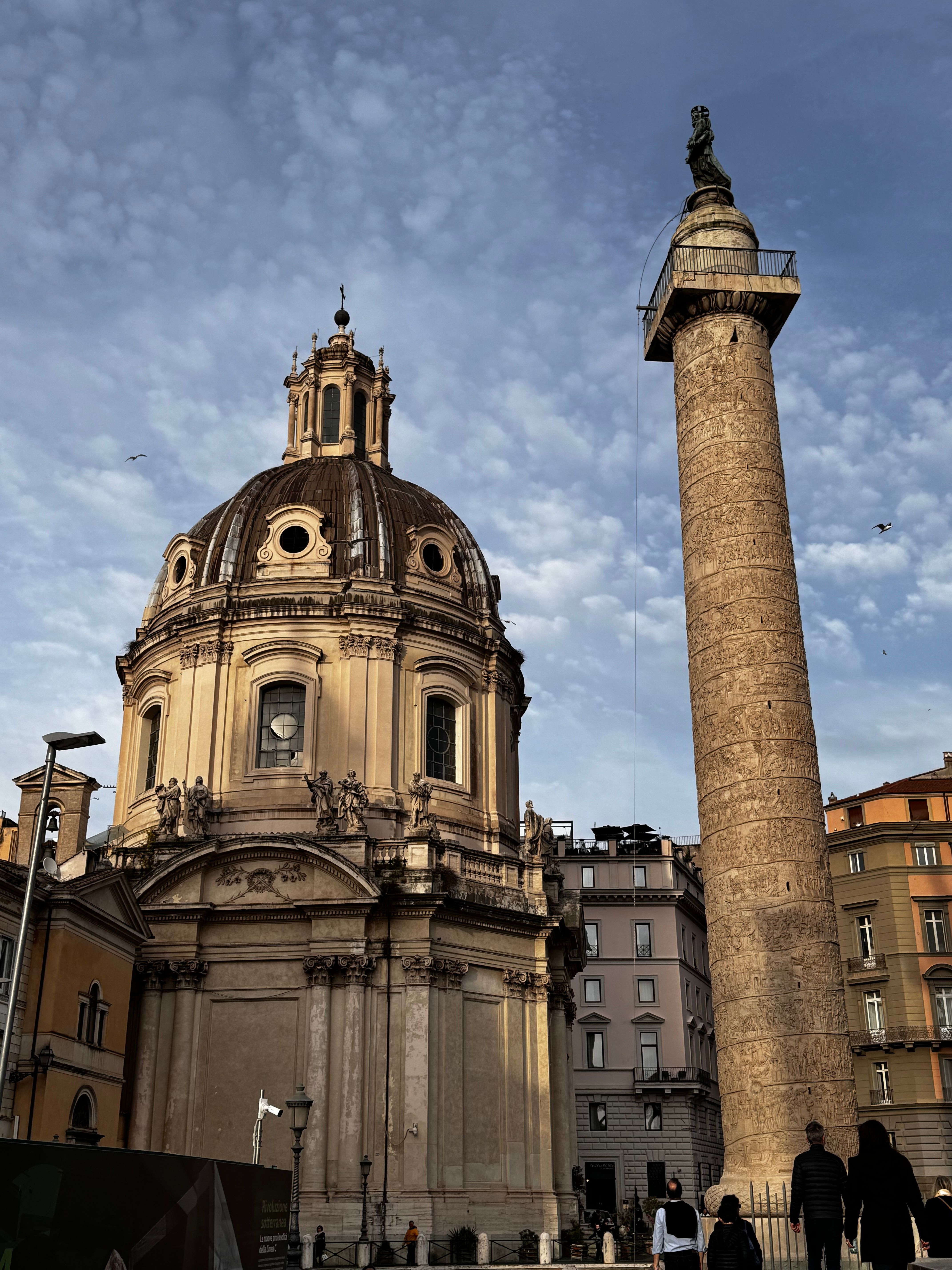 Rome's Historical Architecture: Trajan's Column · Free Stock Photo