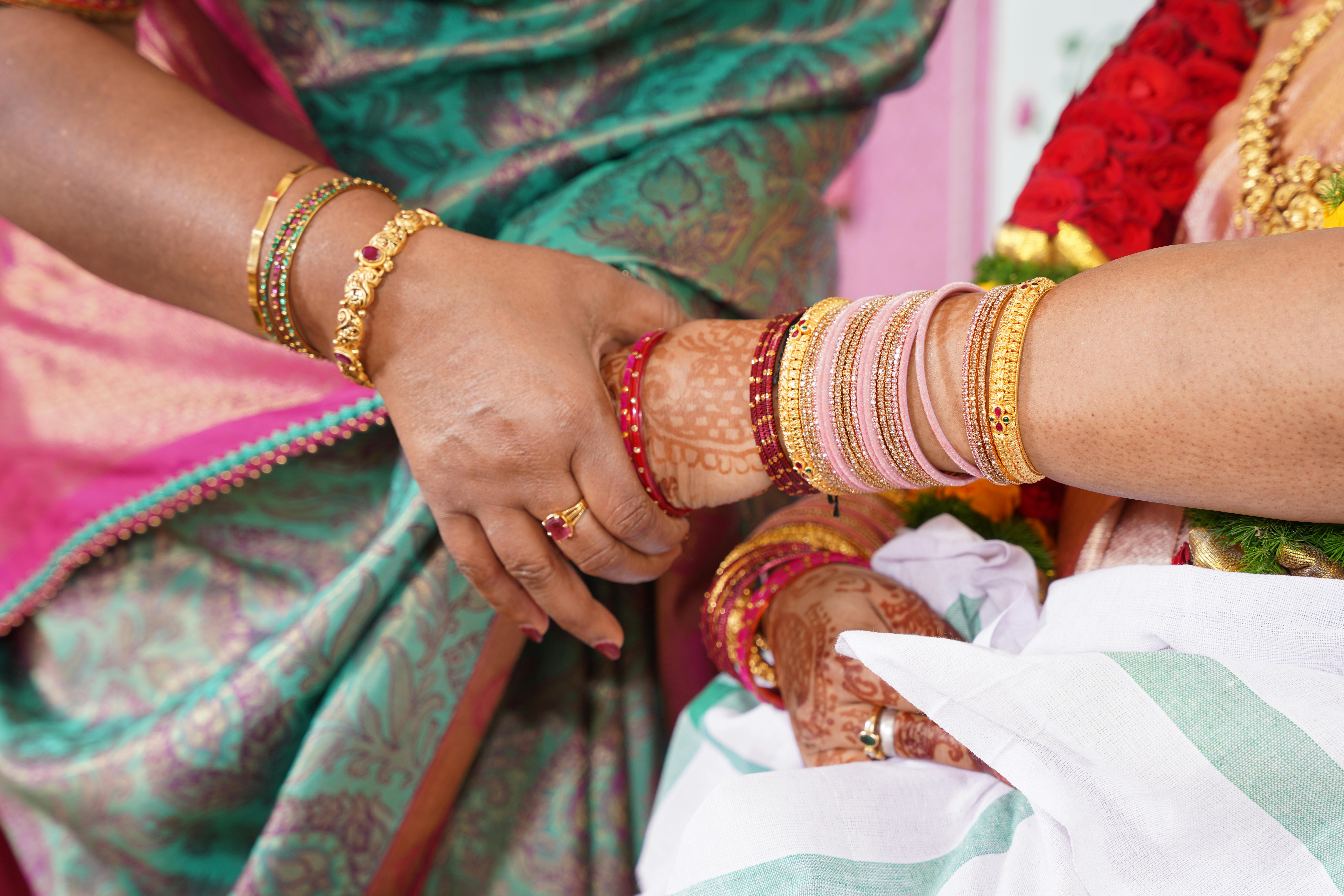 Secret Fragrance Combinations to Transform Your Look