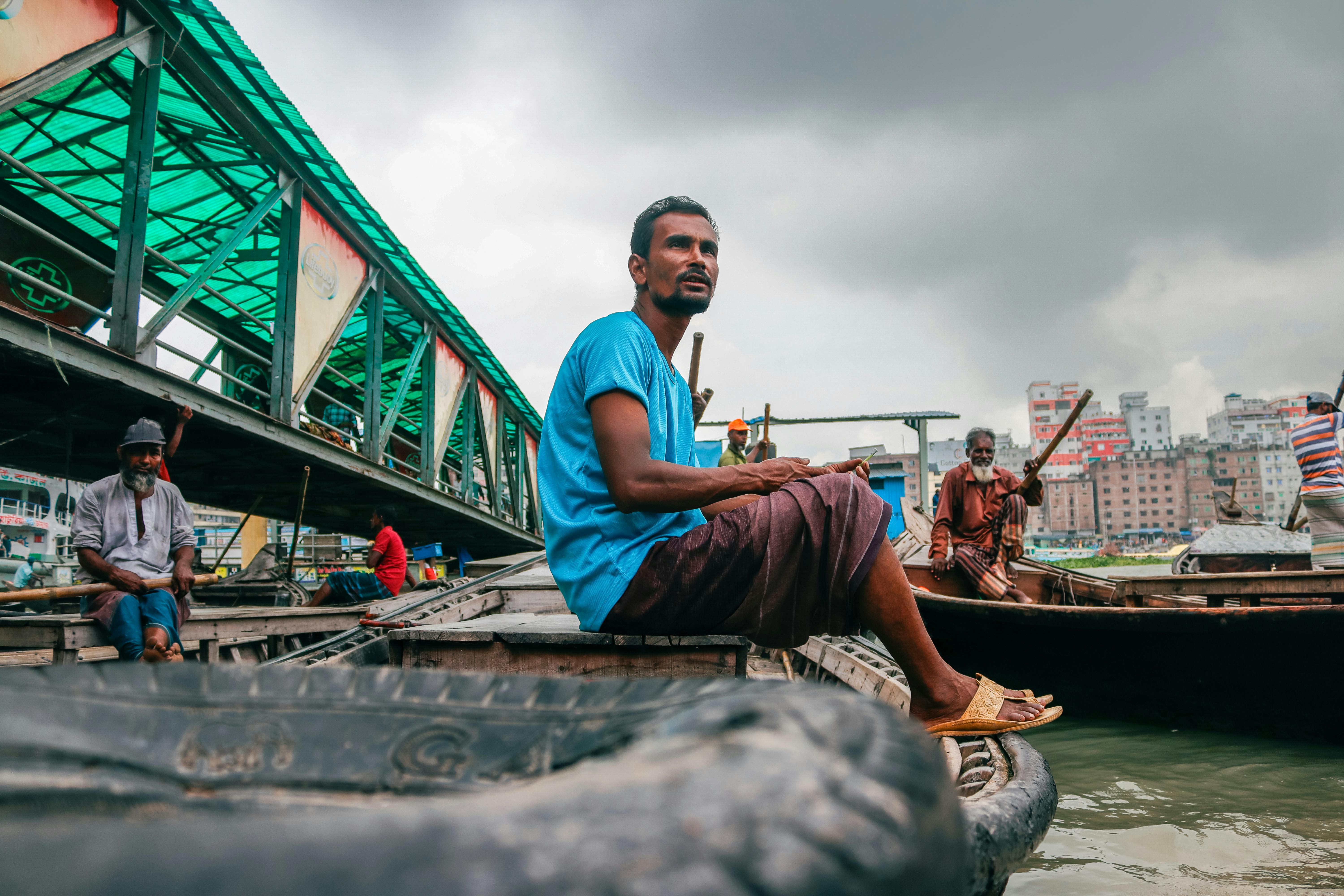 Discover Stunning Picturesque Rowing Spots Around the World