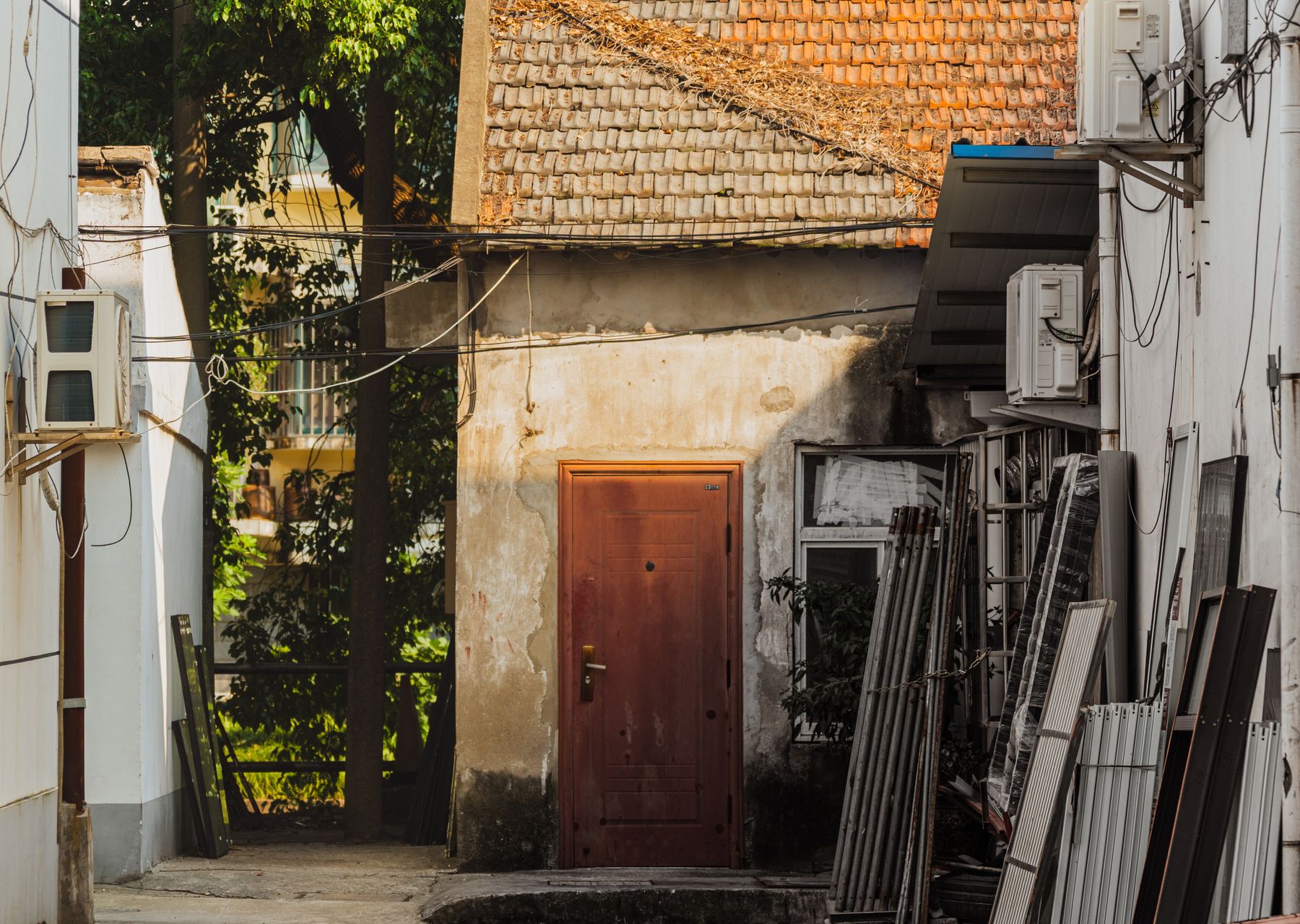 Professional removals crew at work — house clearance Kettering
