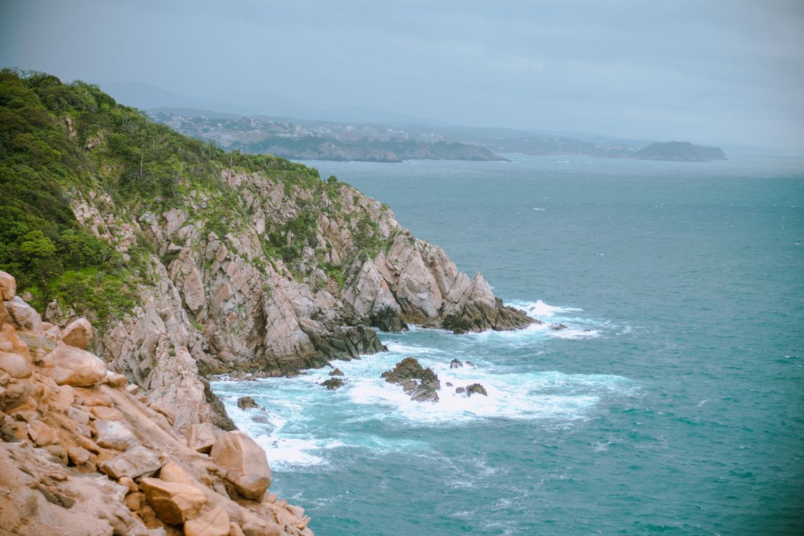 Huatulco or Puerto Escondido: Which Should You Choose?