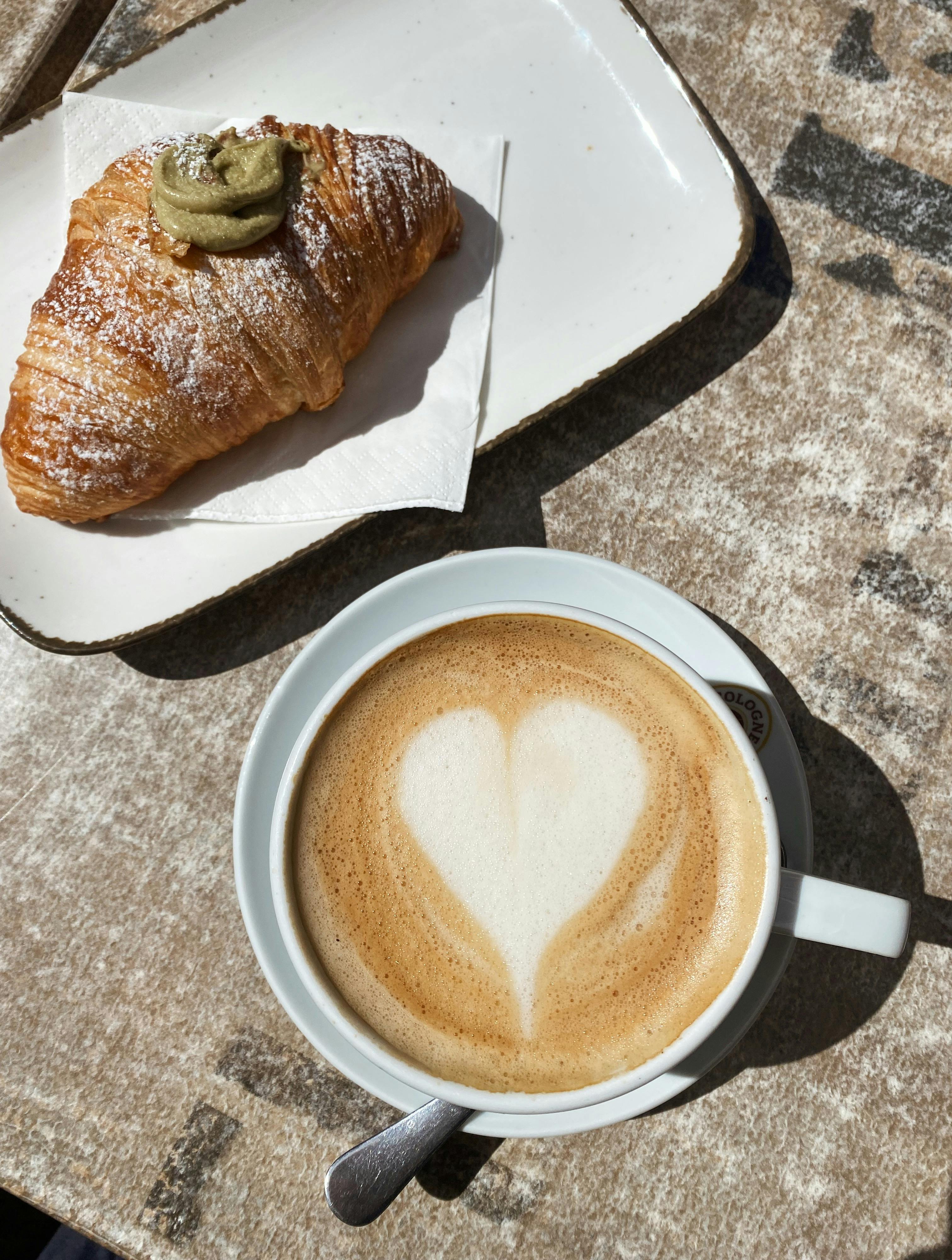 Task Bar Photos, Download The BEST Free Task Bar Stock Photos & HD Images