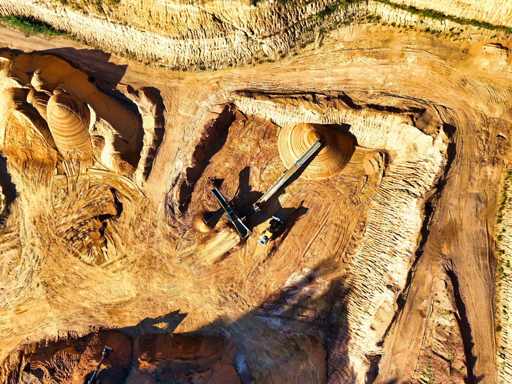 Navigating the Future: Key Trends Shaping Mining Investment in 2026 and Beyond
