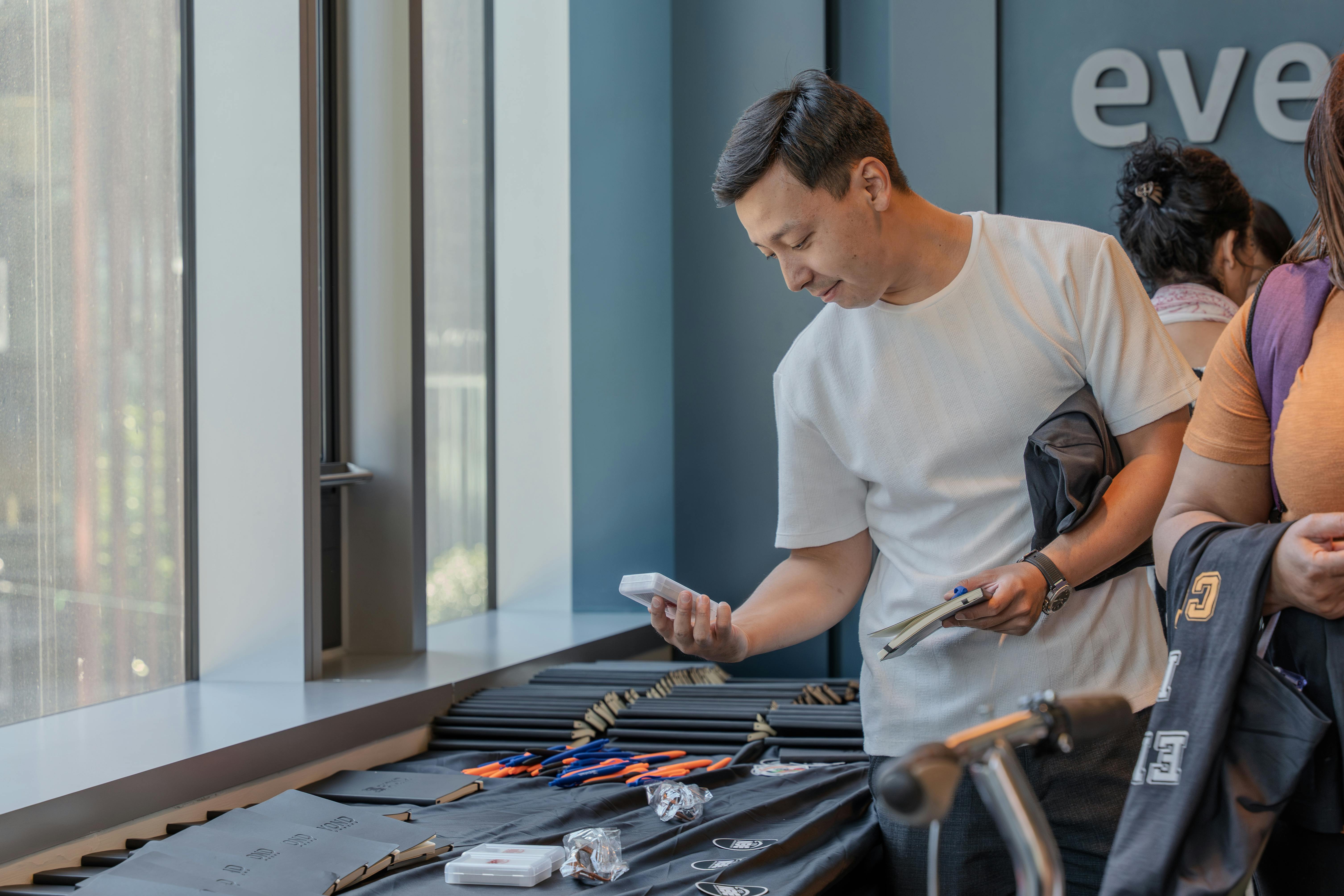 中共中央政治局決定四中全會10月20日召開，聚焦兩岸關係