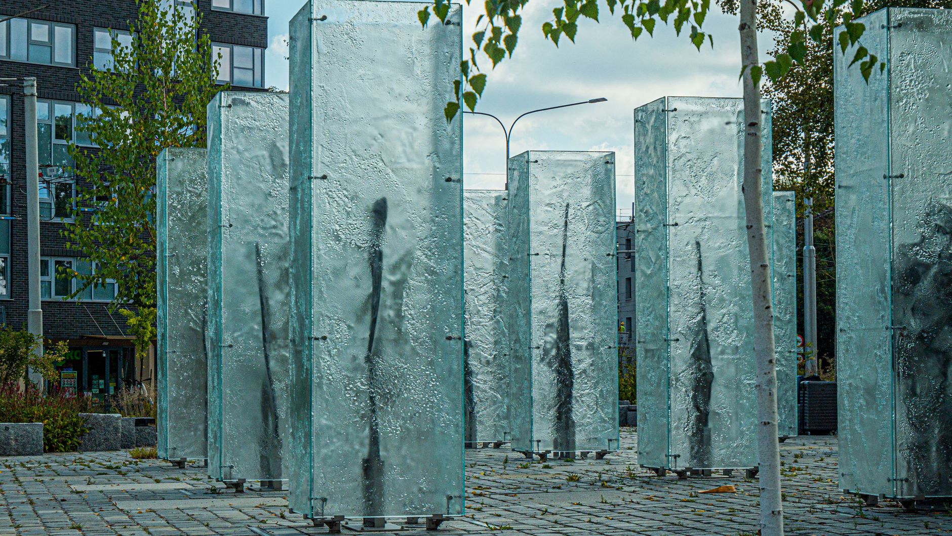 Custom & Curved Glass