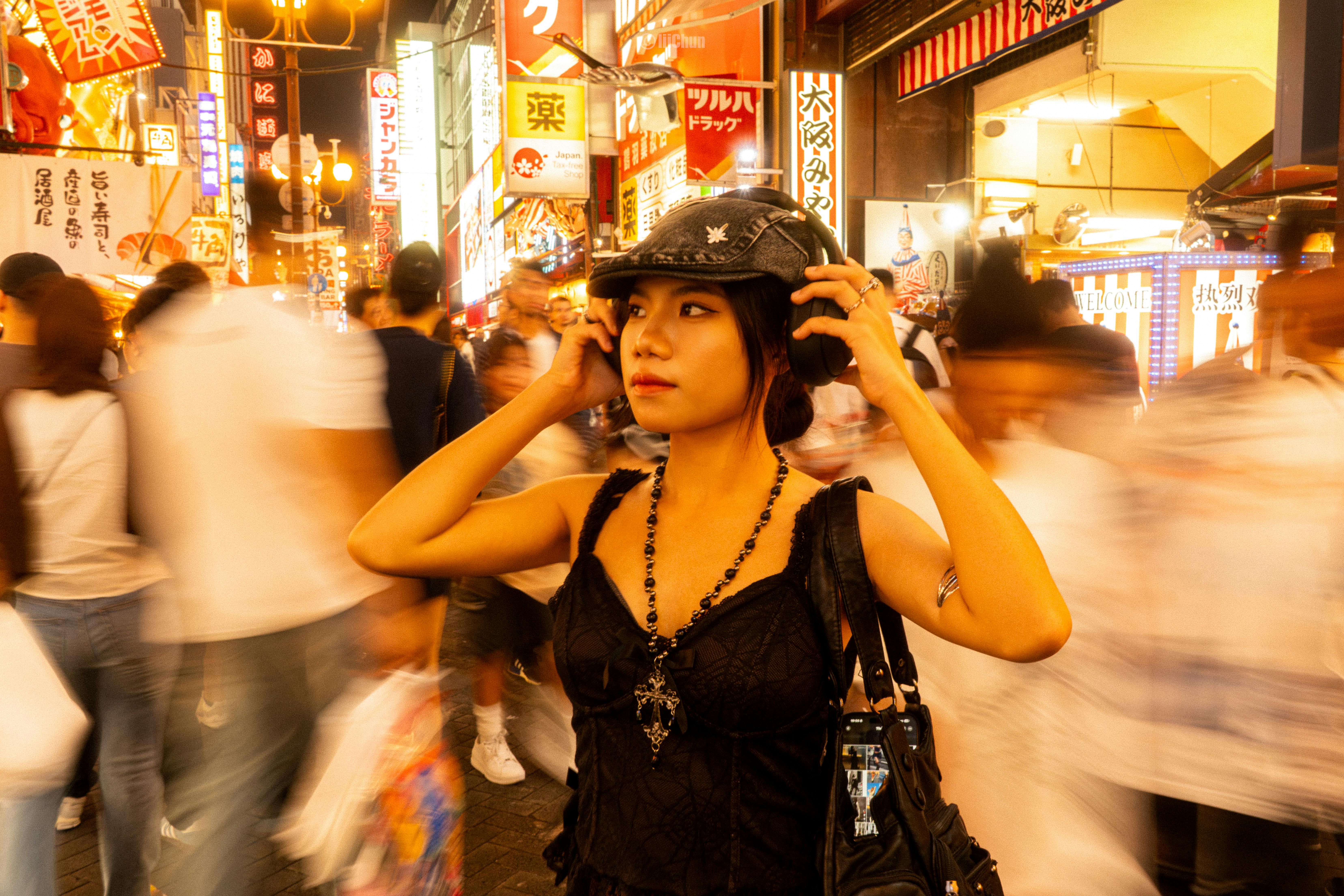 tokyo neon lights street