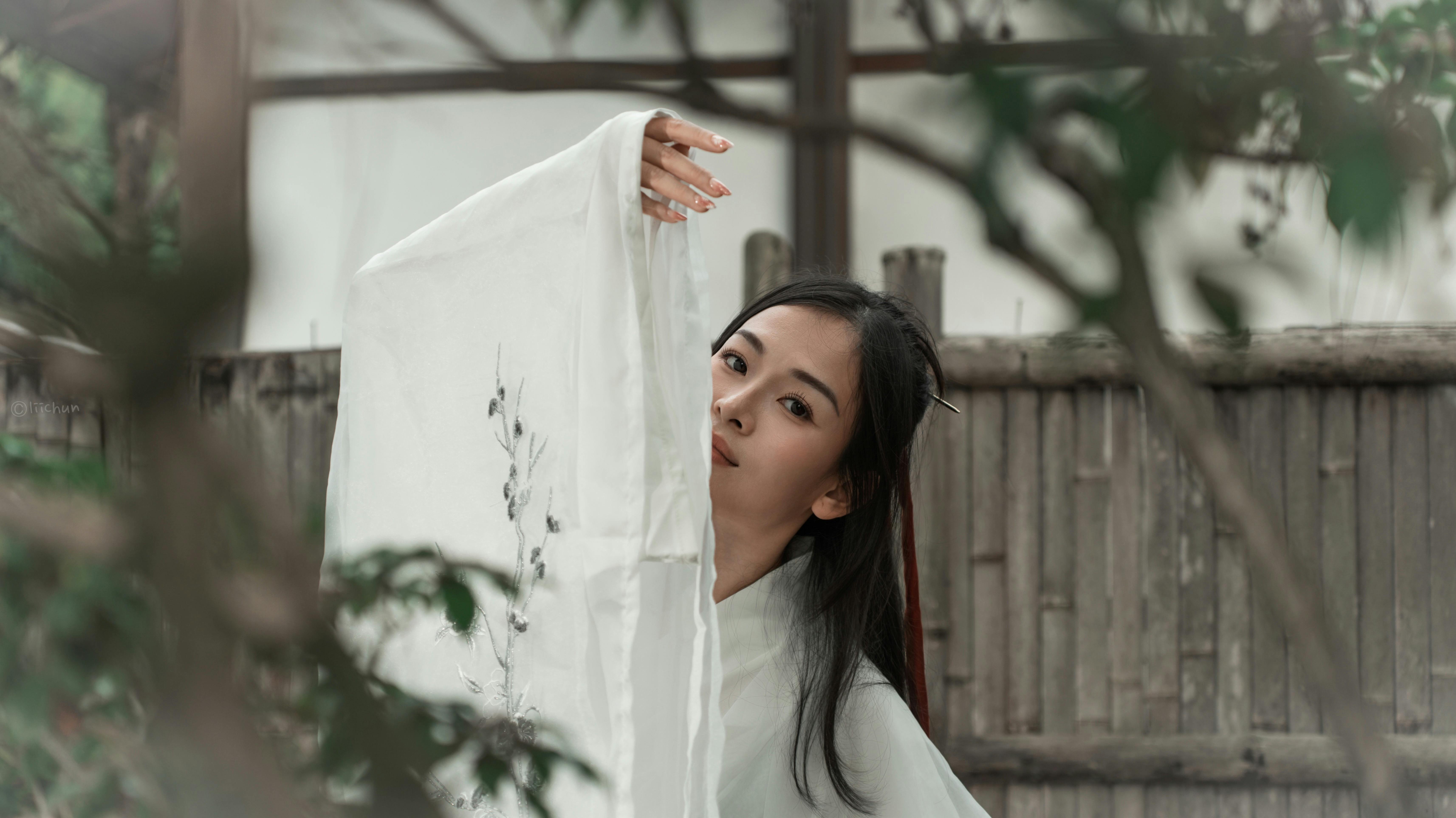 生活：女演員昔日《星期三》造型與現今變化大揭密