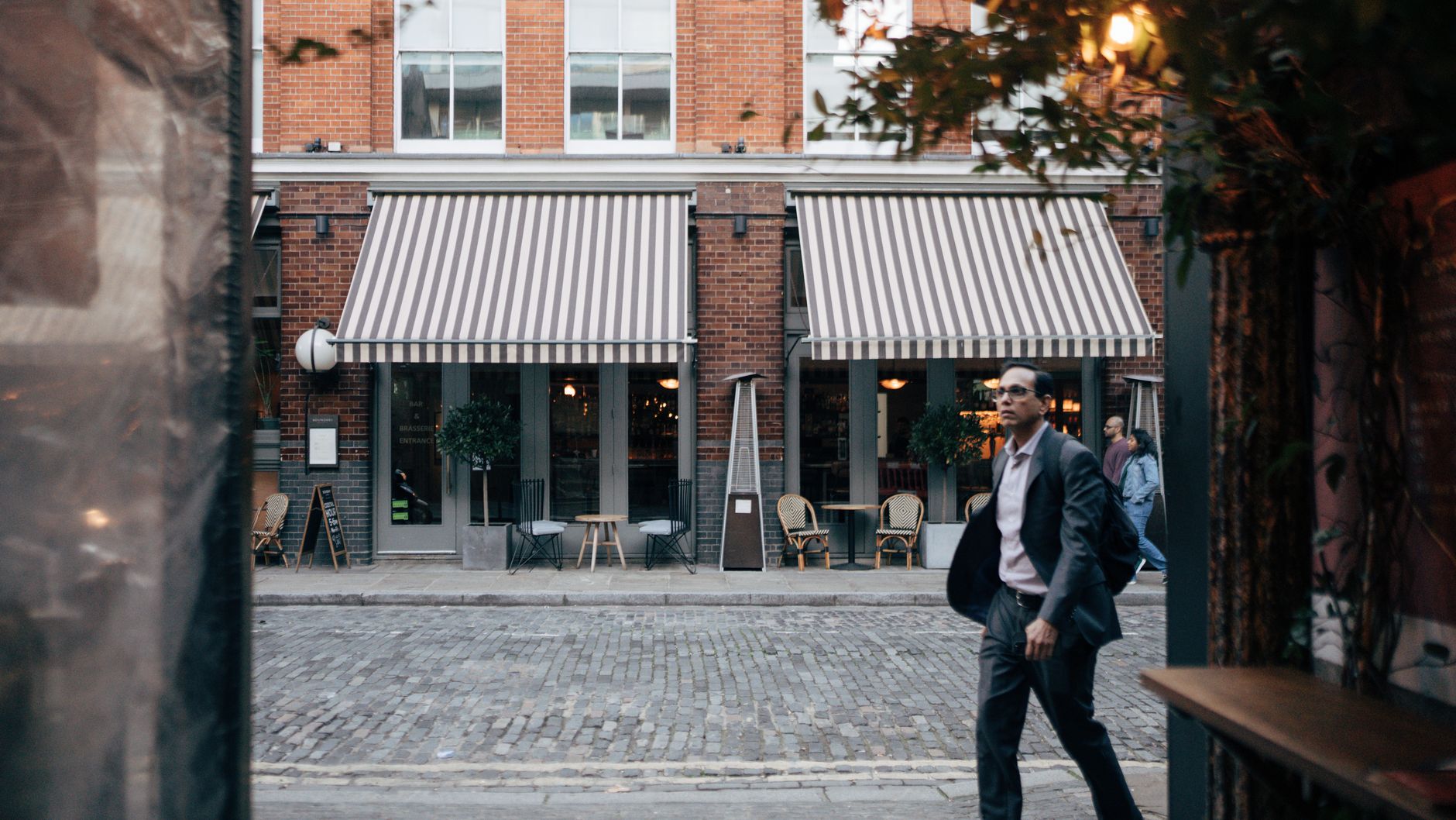 Local Business Website Checklist: 9 Must-Have Elements