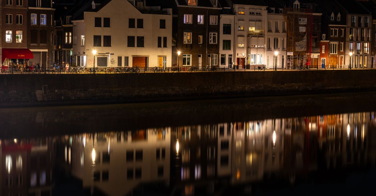 Body Found in Central Maastricht; Police Treat Death as Suspicious