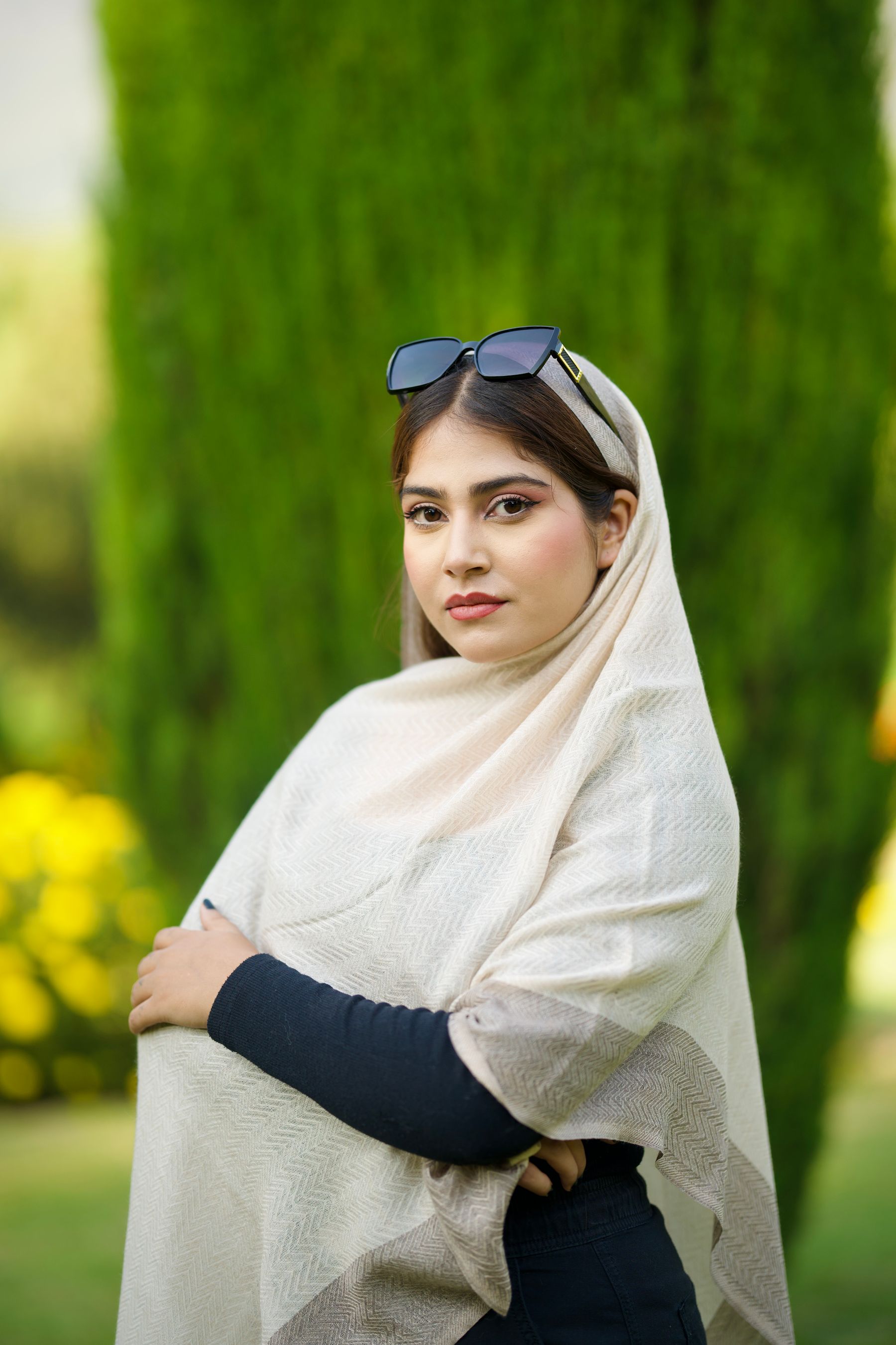 Elegant cream shawl