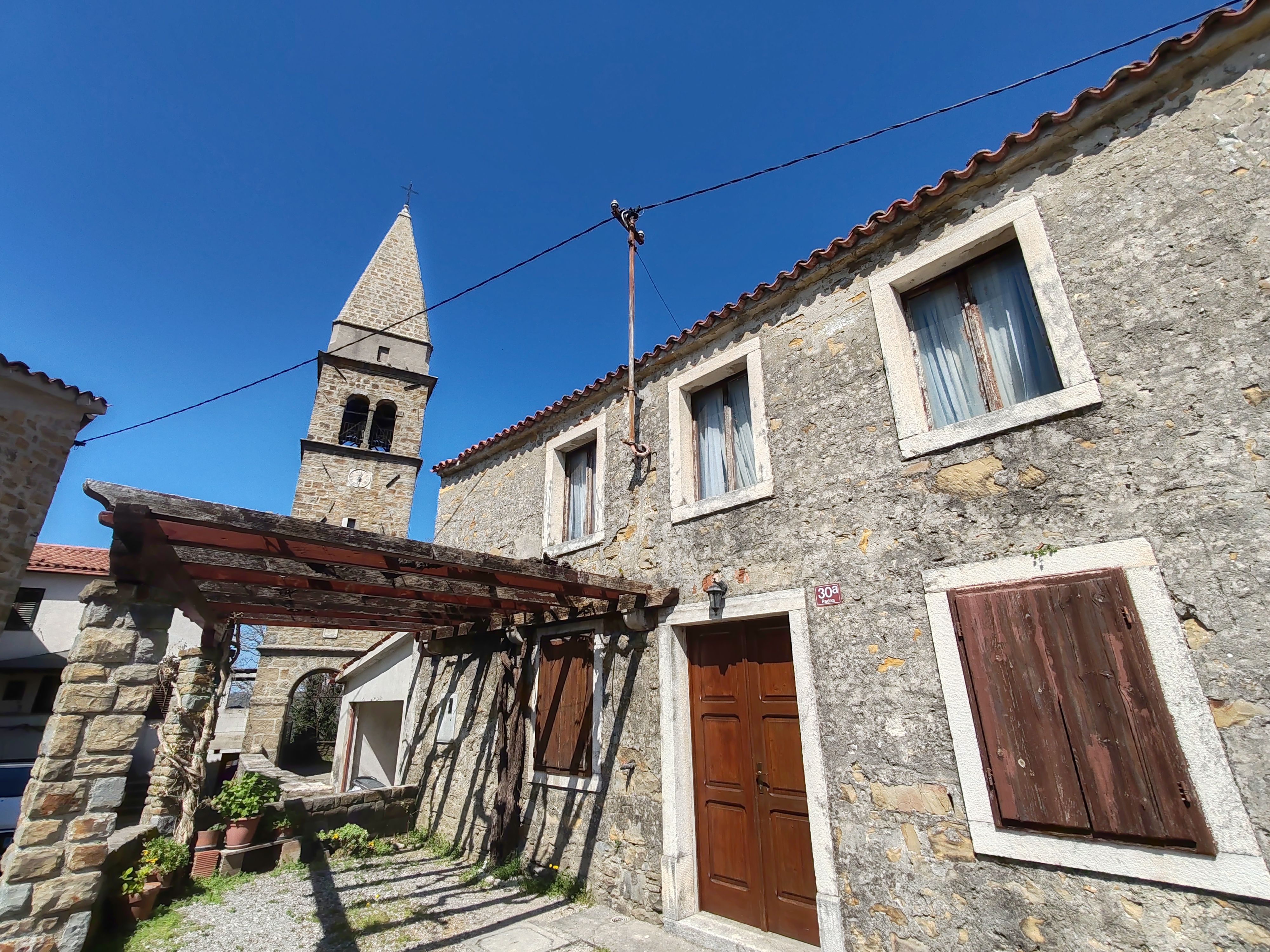 Rustic Stone Architecture in Padna, Slovenia · Free Stock Photo