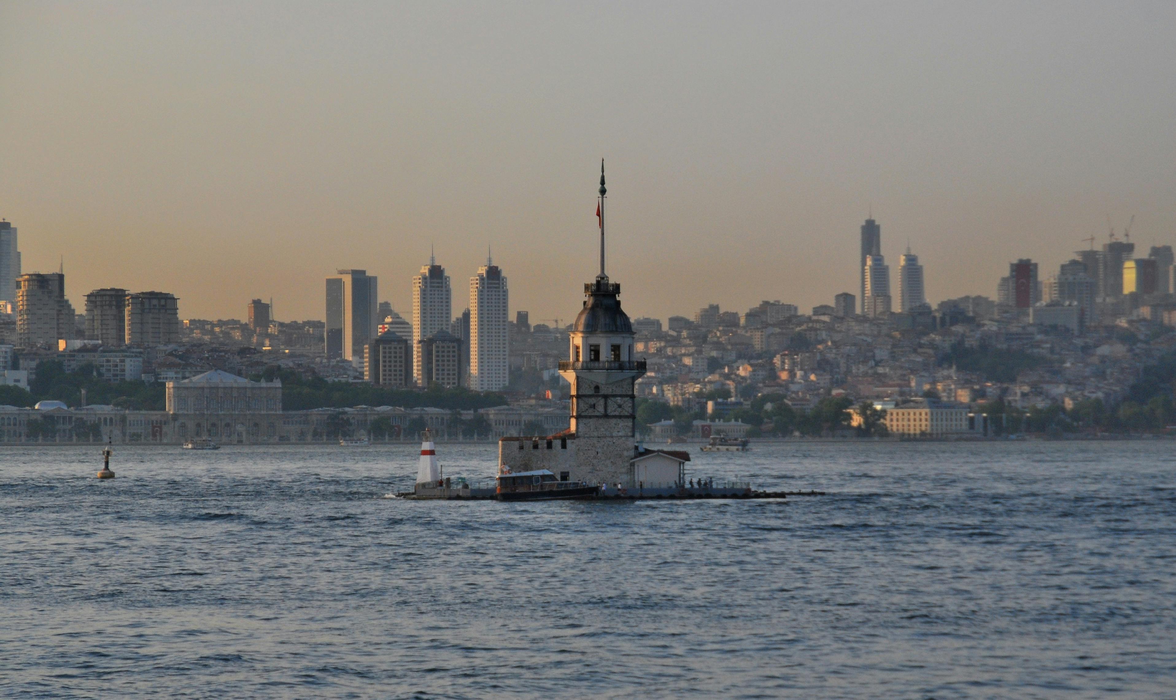 中共中央政治局決定四中全會10月20日召開，聚焦兩岸關係