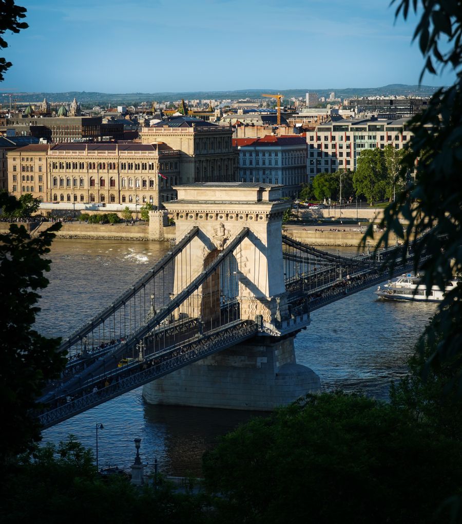Budapest illuminée la nuit
