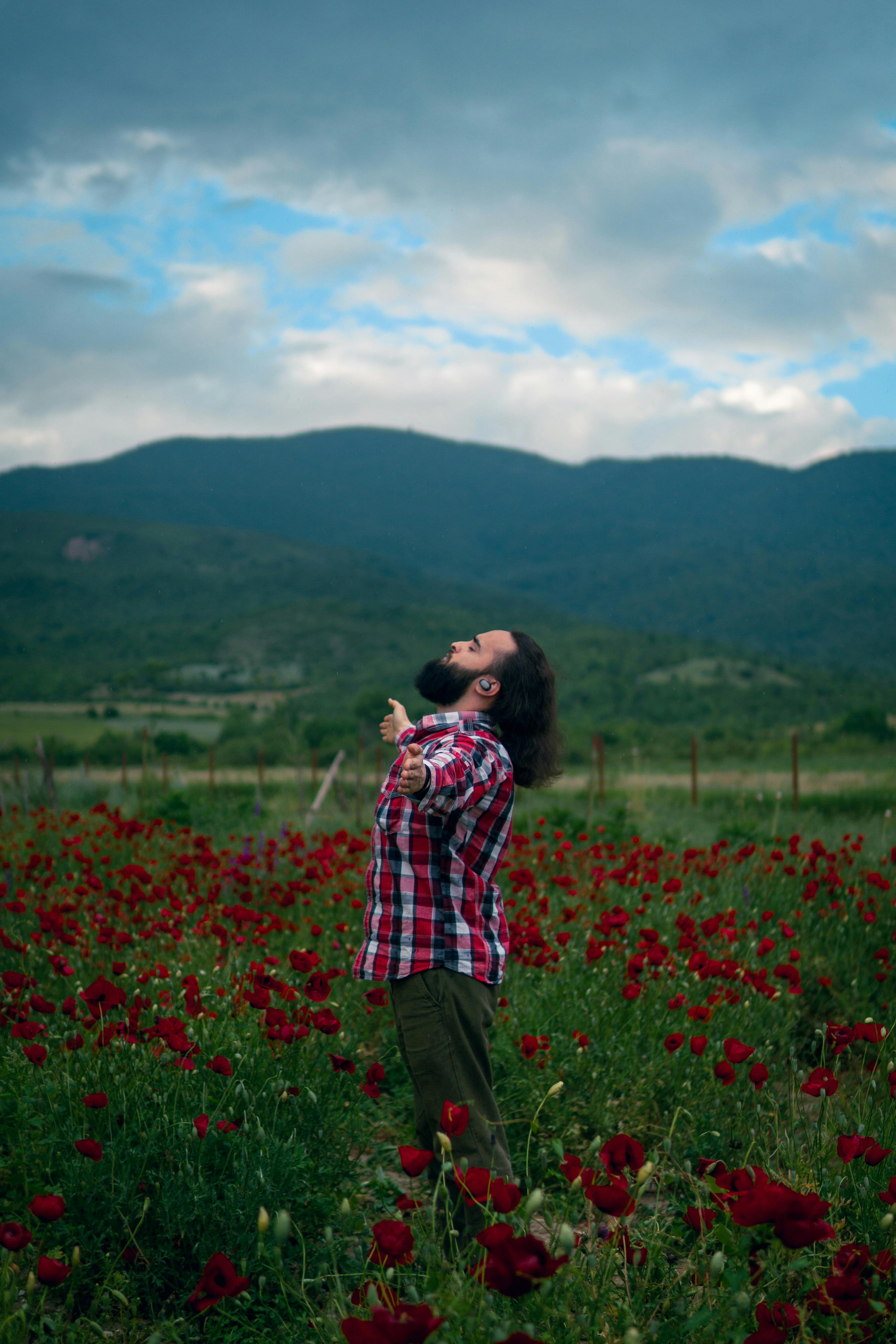 Young+Firm+Bare+Breast+And+Hard+Nipples Photos, Download The BEST Free