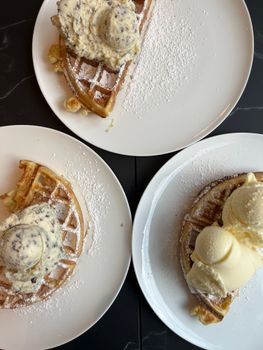 Waffles Chocolate Chip Hannaford