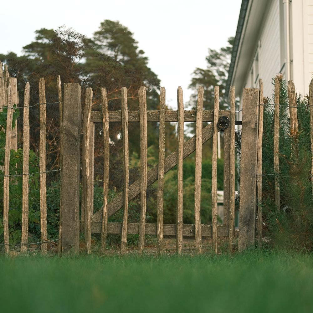 Fence and Decking Painting in Kenley — the finished result after a professional repaint