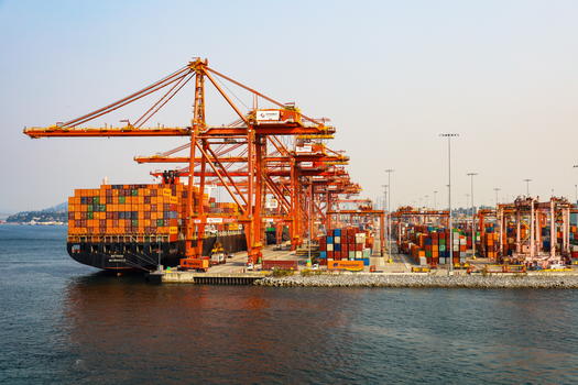 Canada's Trade Surplus Hits Four-Year High as U.S. Exports Surge