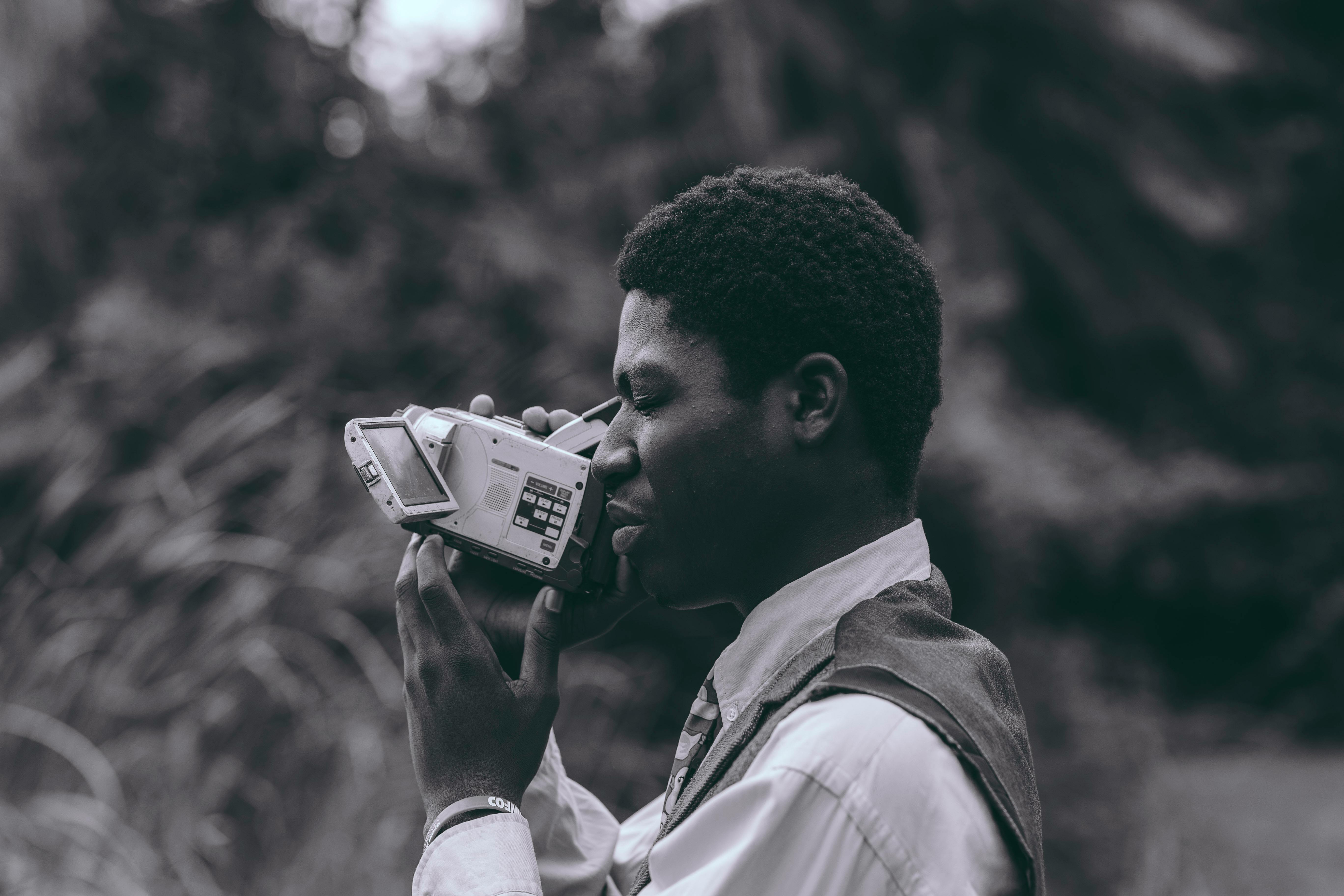 舒淇憑《女孩》榮獲釜山國際影展最佳導演獎，華語影壇再添光彩