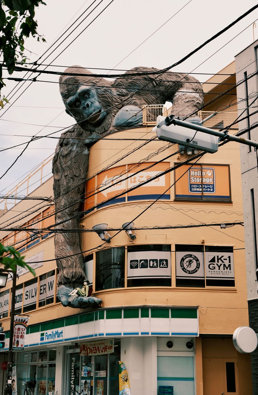 Dopo 'King Kong Fran', Rafaela Azevedo critica il Cristianesimo in una nuova opera: 'non riesco più a ignorare questo'
