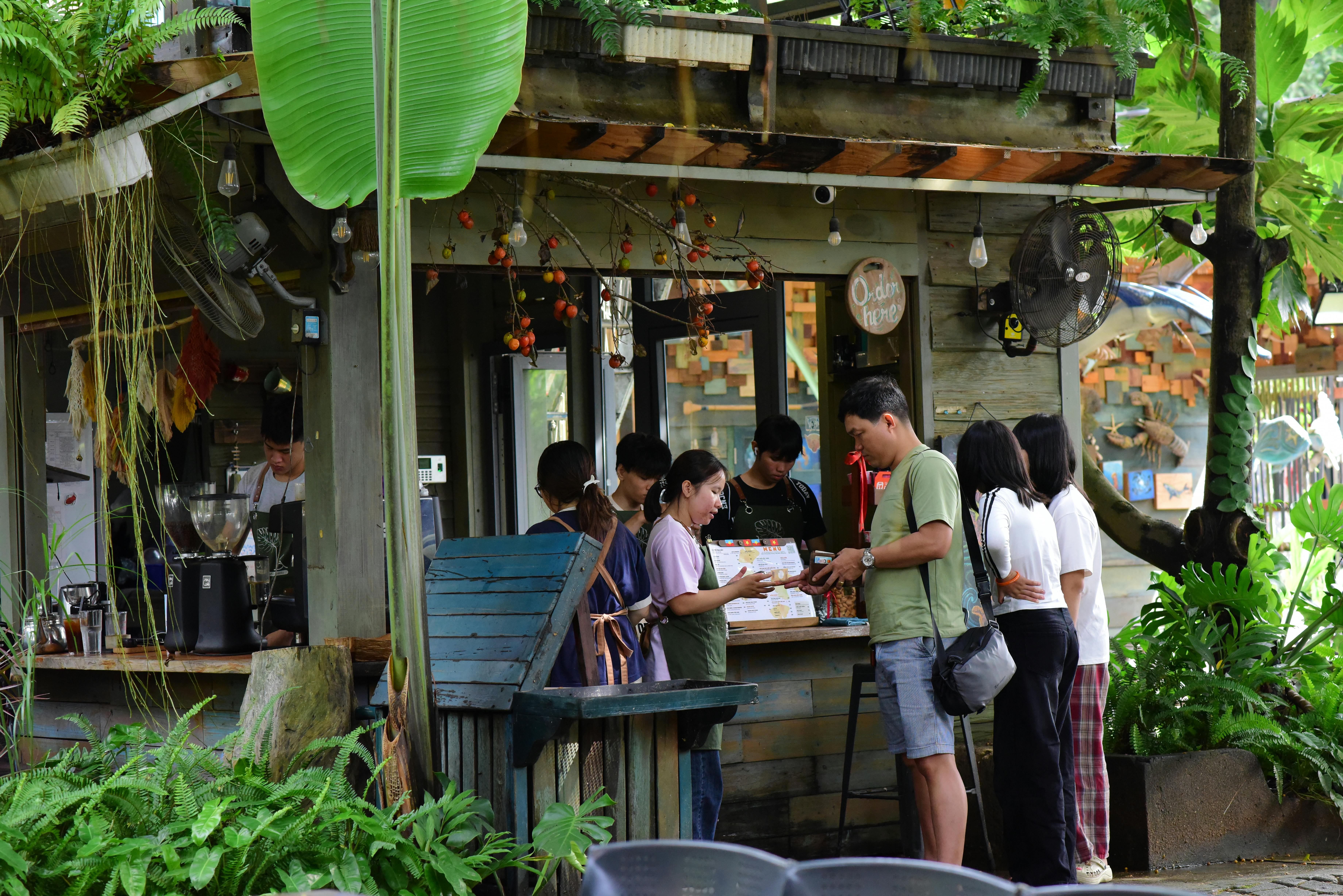 中共中央政治局決定四中全會10月20日召開，聚焦兩岸關係