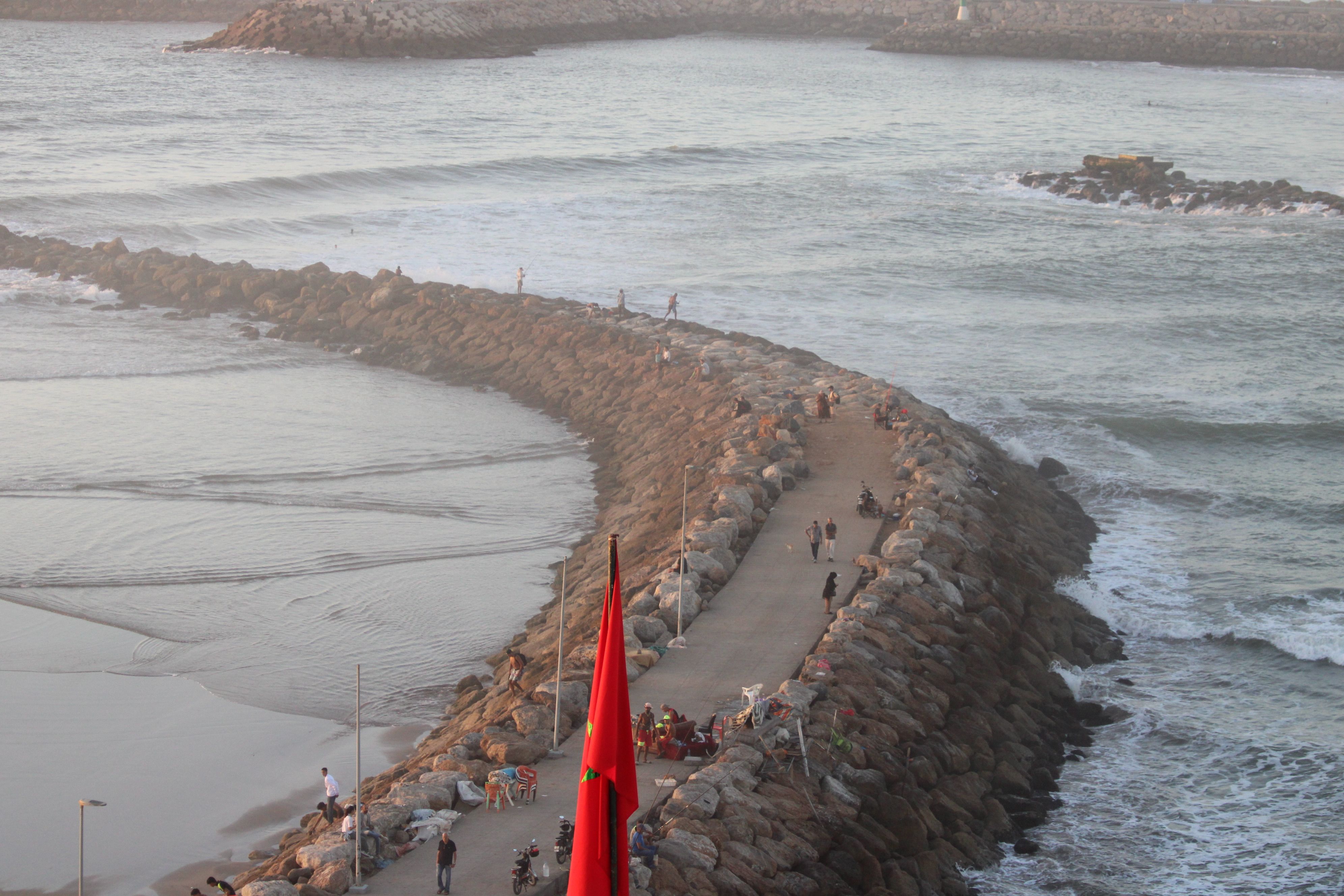 Coastal Walkway in Rabat with Atlantic Ocean Views · Free Stock Photo