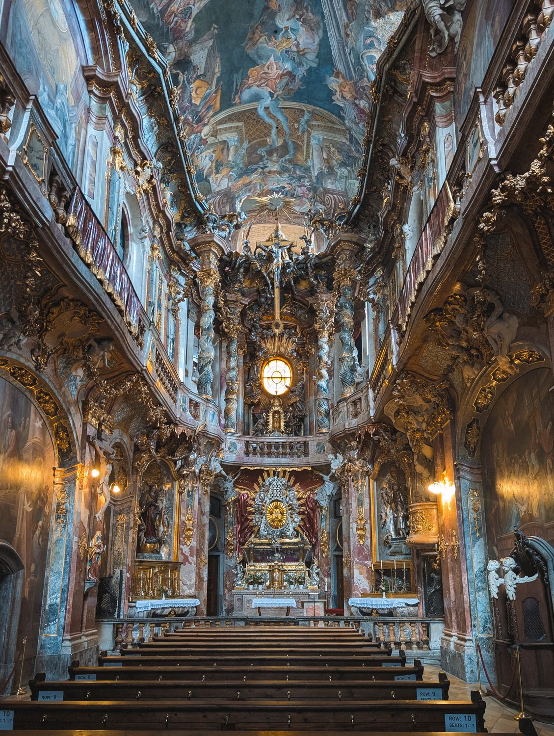 Opulent Interior of Rococo Church in Munich · Free Stock Photo