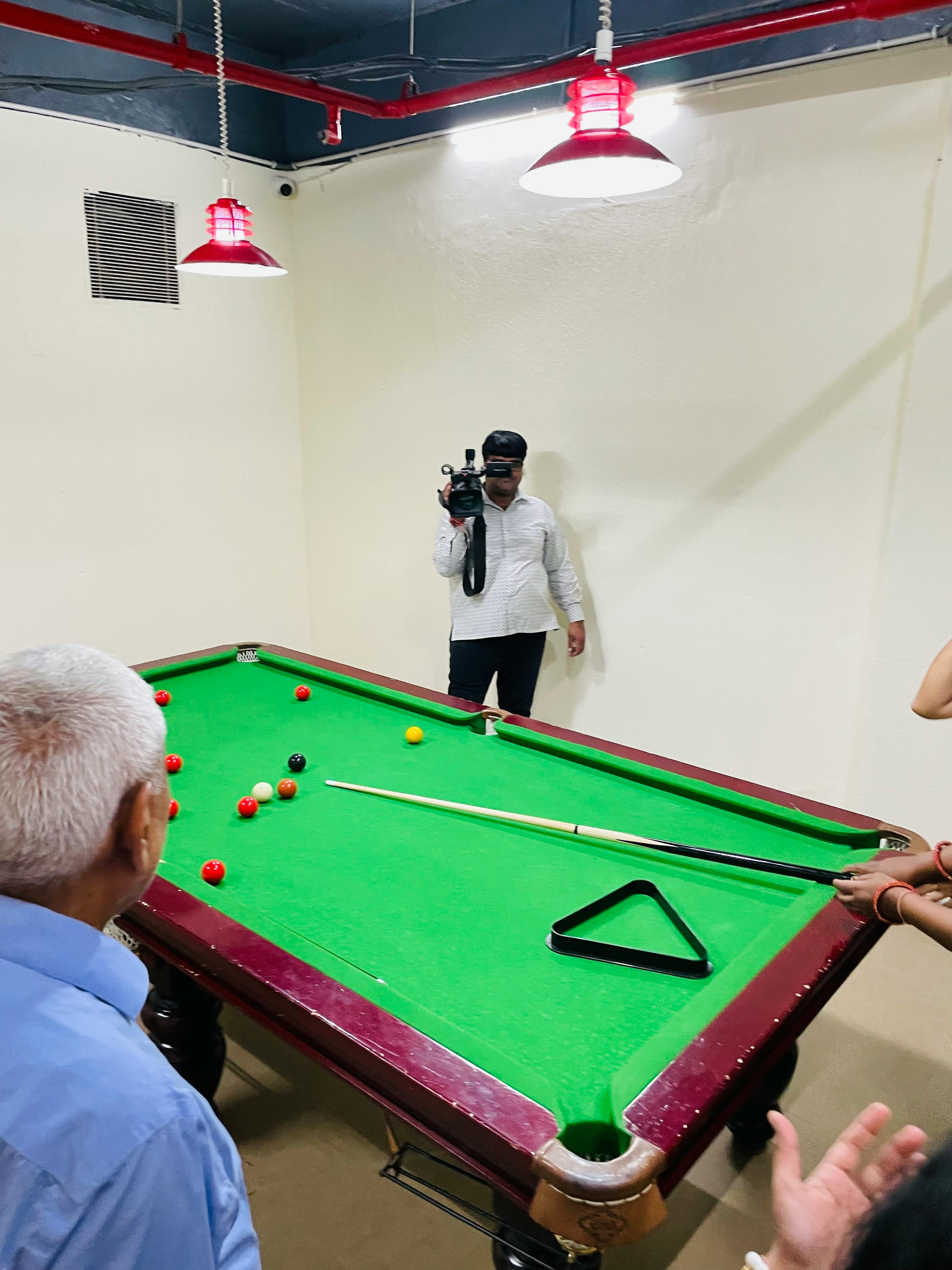 Snooker & Game Room