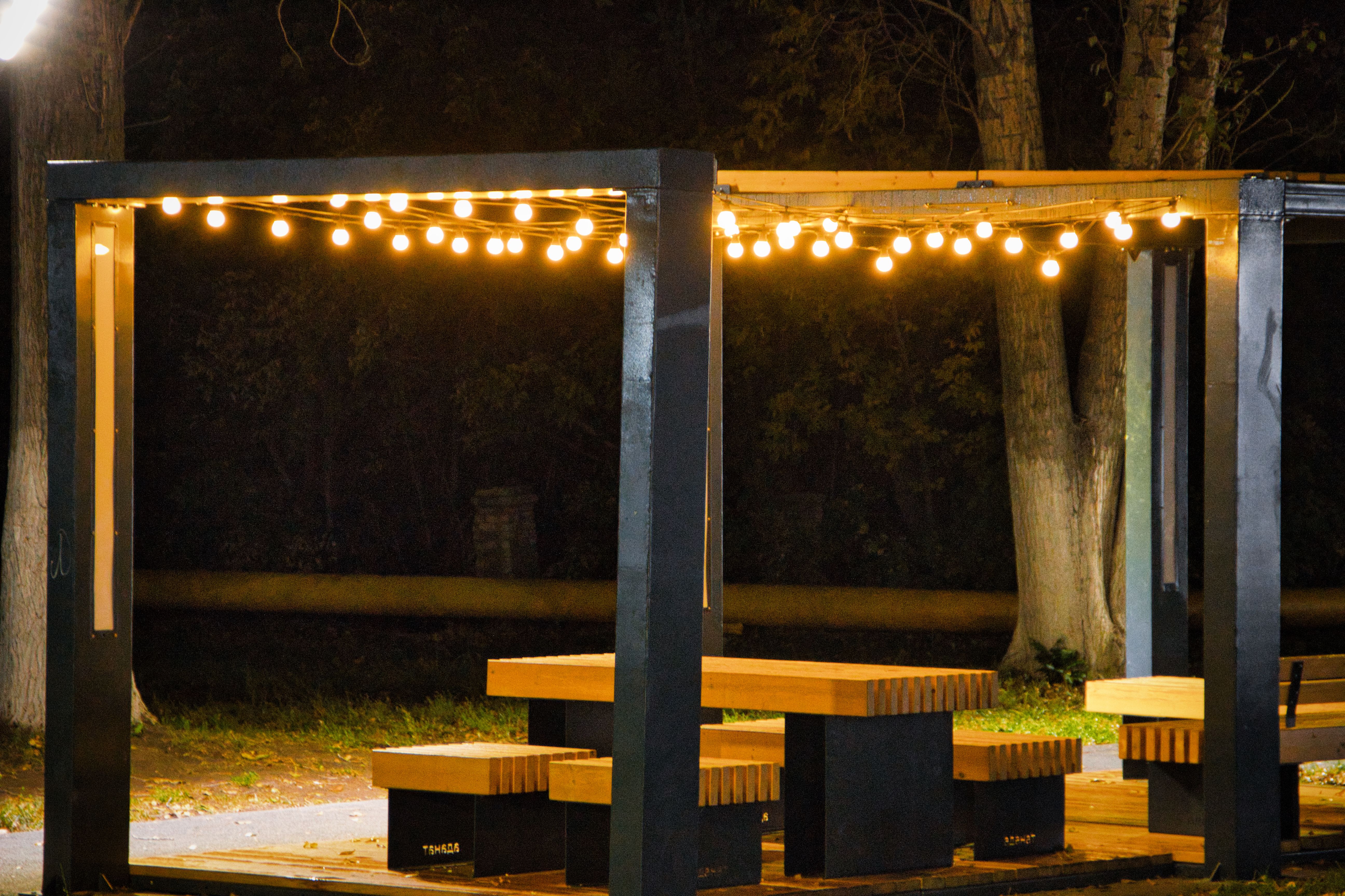 Why Your Outdoor String Lights Fail So Quickly (And The Pro Secrets That Make Them Last Years)