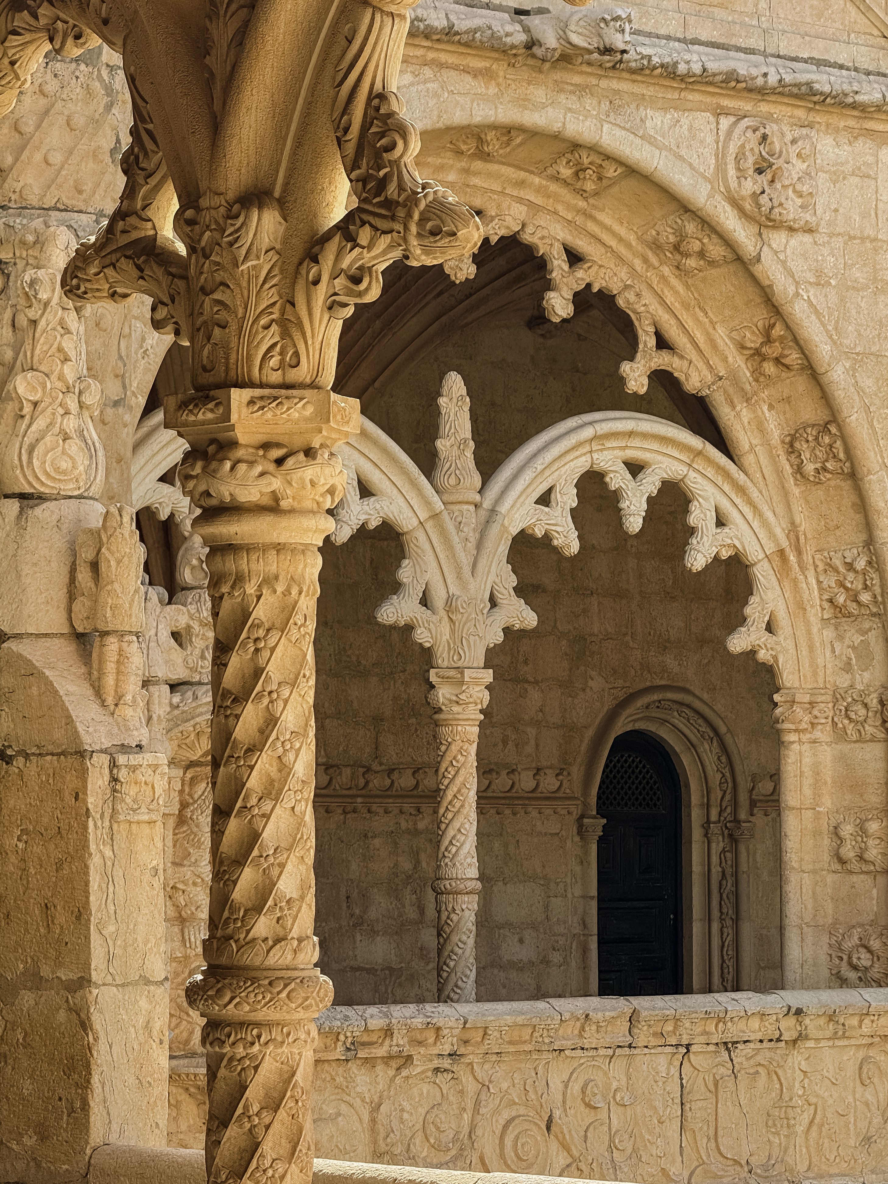 Intricately Carved Stone Arches in Historical Building · Free Stock Photo