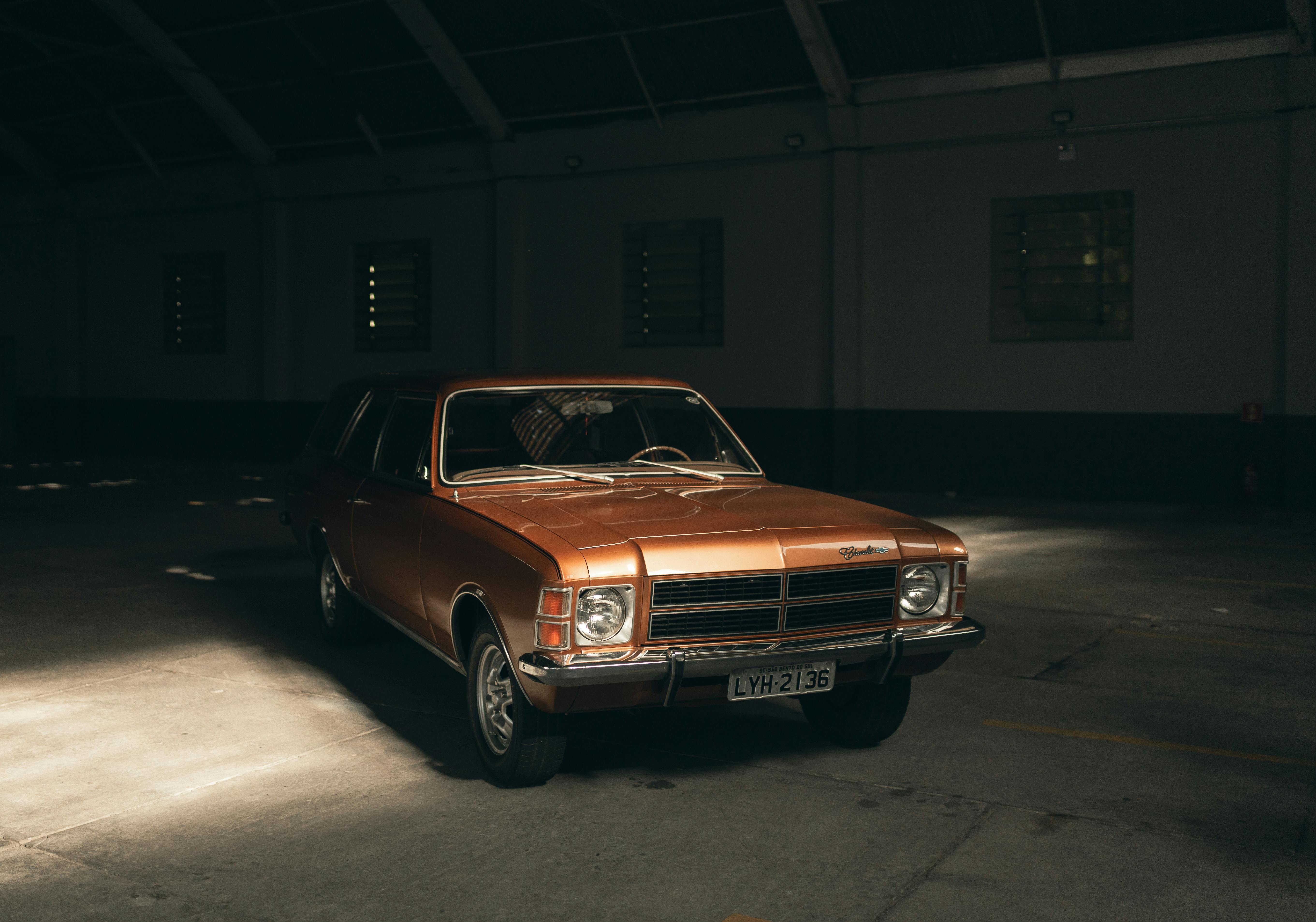 Android Auto to Expand Vehicle Control Beyond Infotainment — Photo by Alexander Mass on Pexels