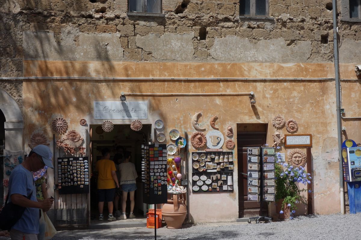 The Red Clay Villages: A Potter's Morning in São Pedro do Corval