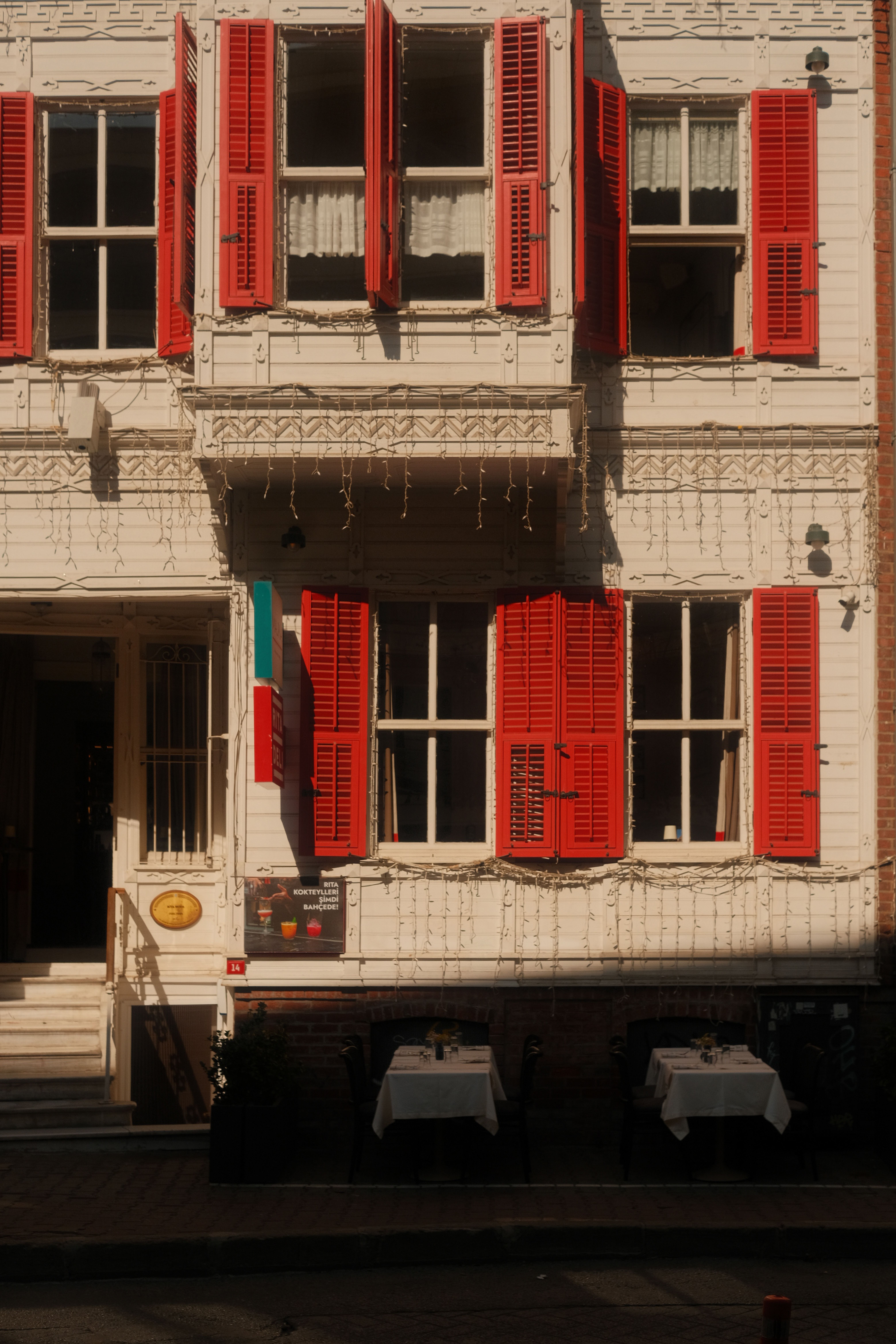 Charming İstanbul Street Scene with Red Shutters · Free Stock Photo