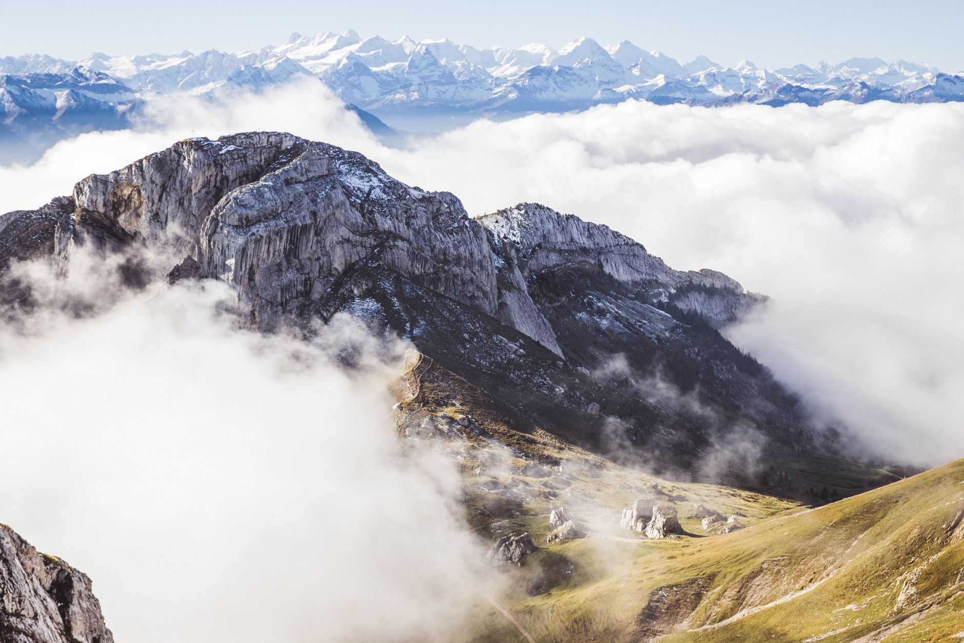 When is the Best Time to Visit Switzerland? The Ultimate Seasonal Guide