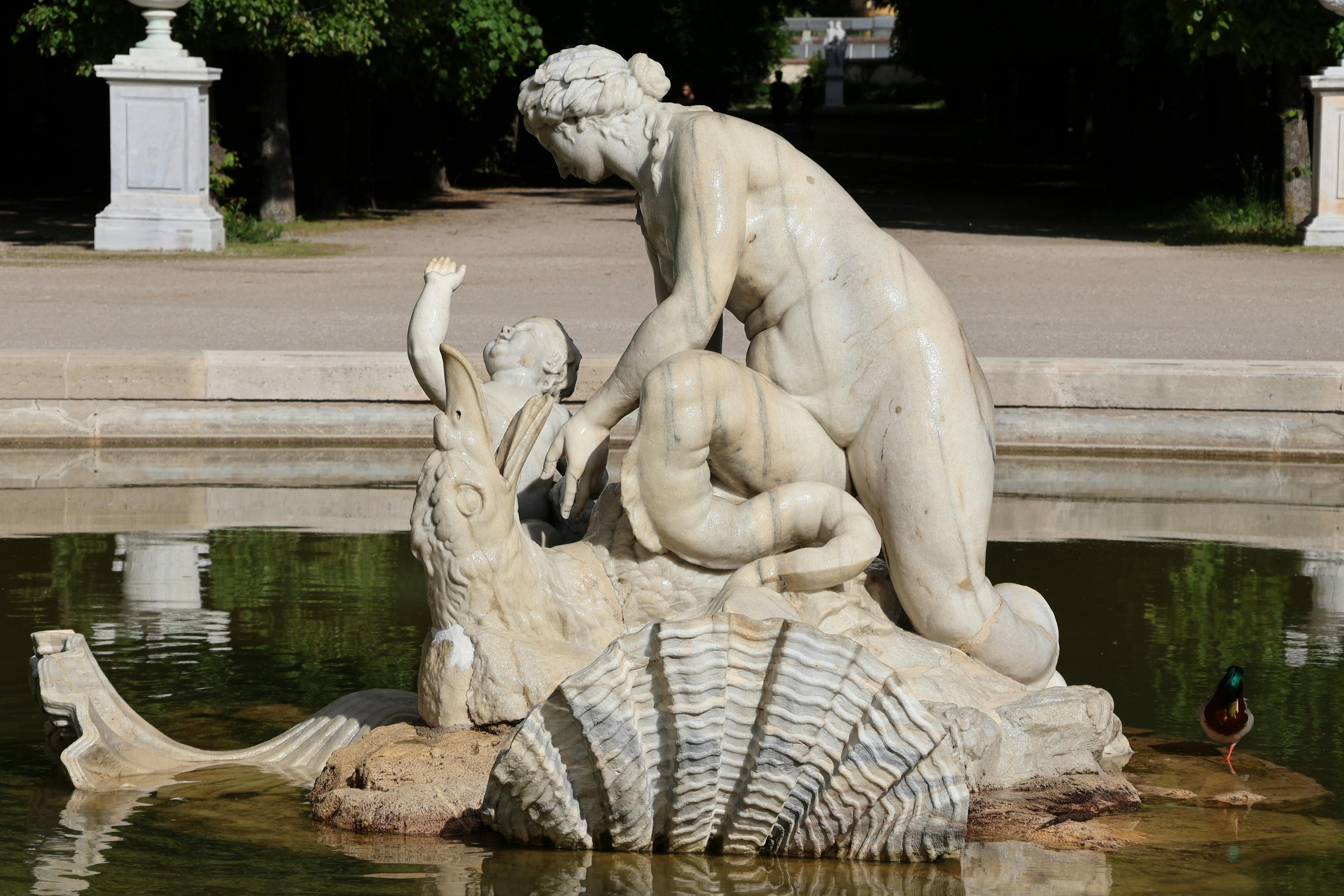 Deconstructivismo en Jardinería: Diseño, Materiales y Sostenibilidad