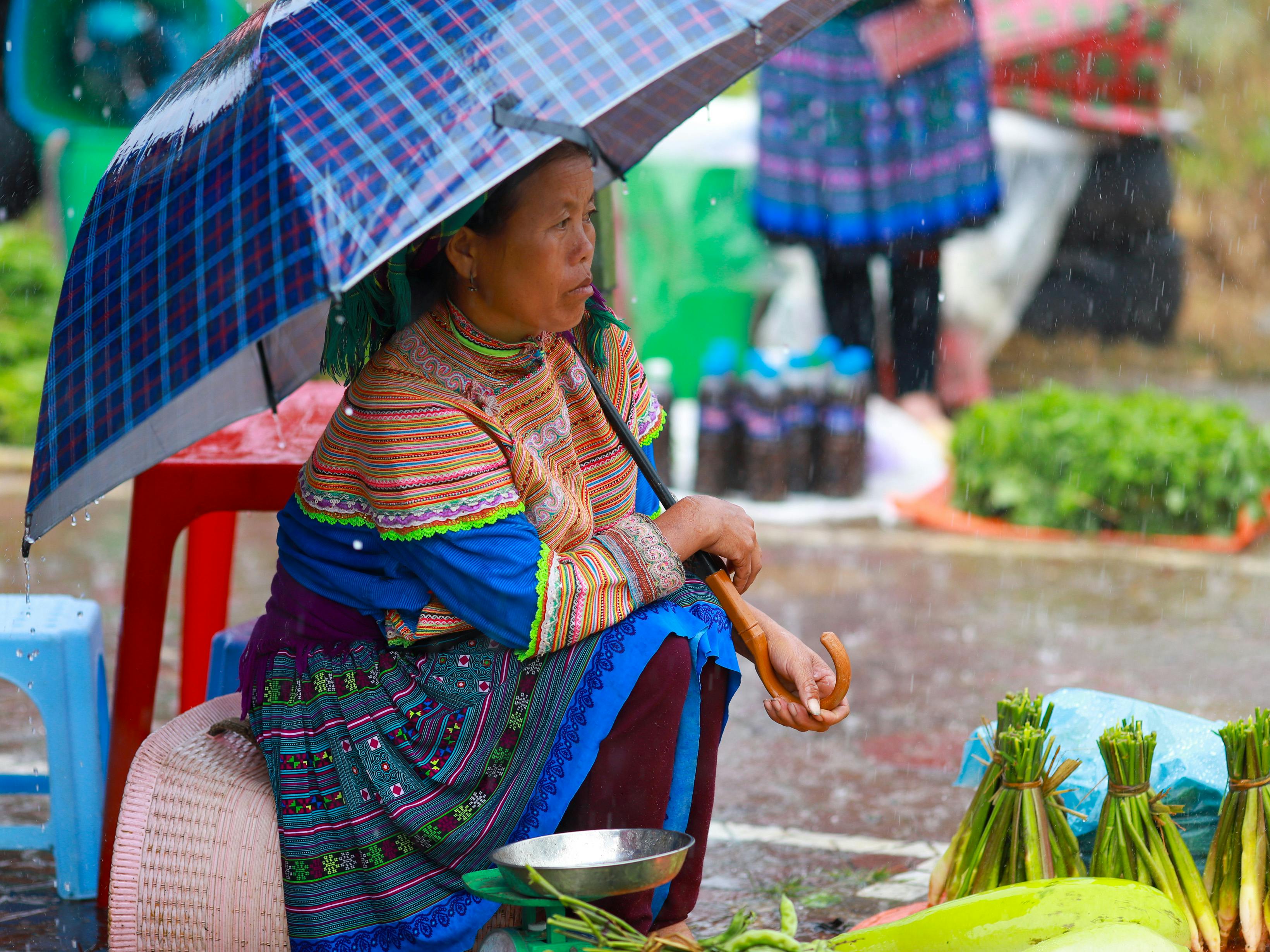 臨時沐浴站設置滿足民眾基本生活需求