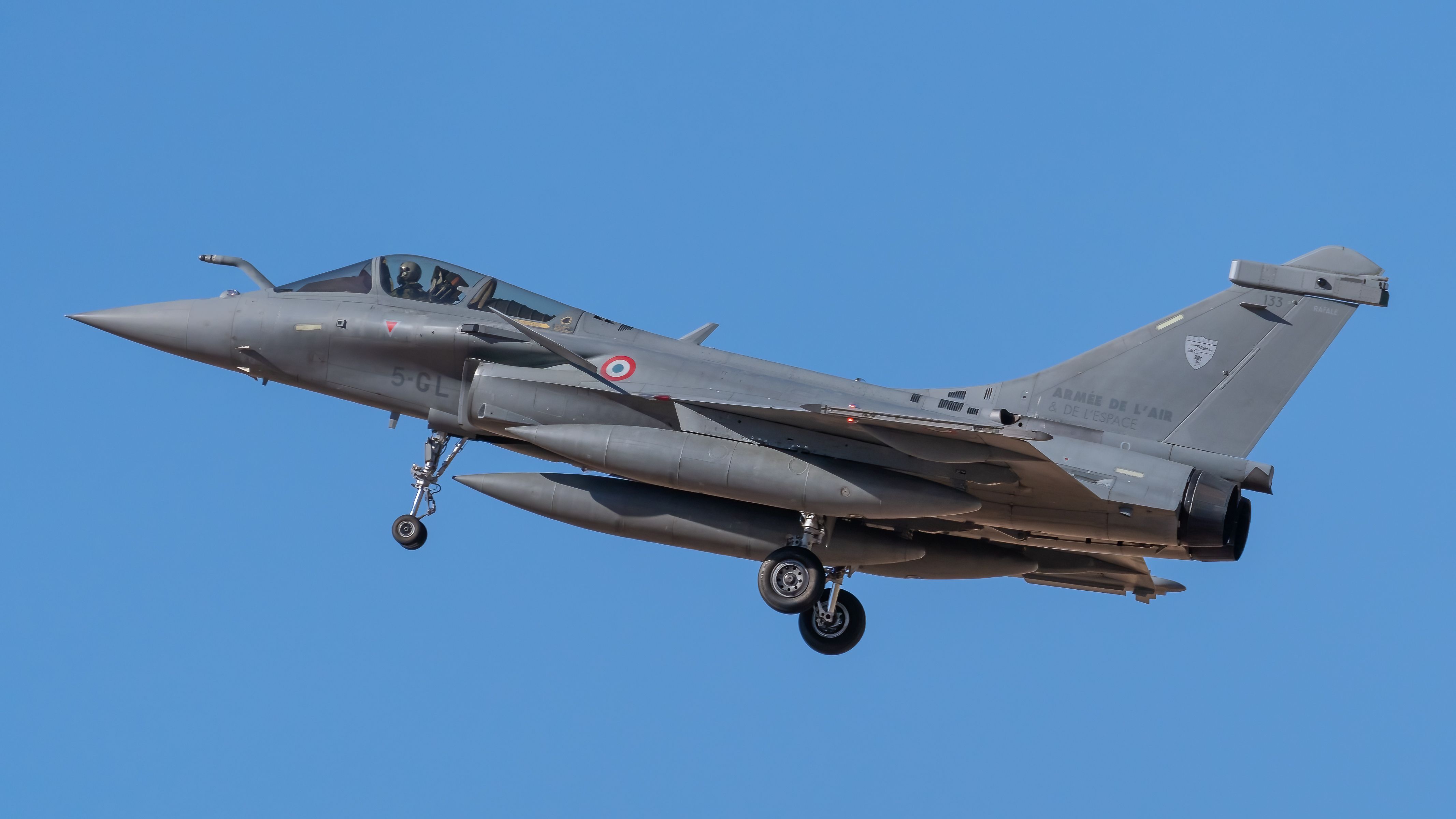 Close-up of Dassault Rafale in Flight Over Spain · Free Stock Photo