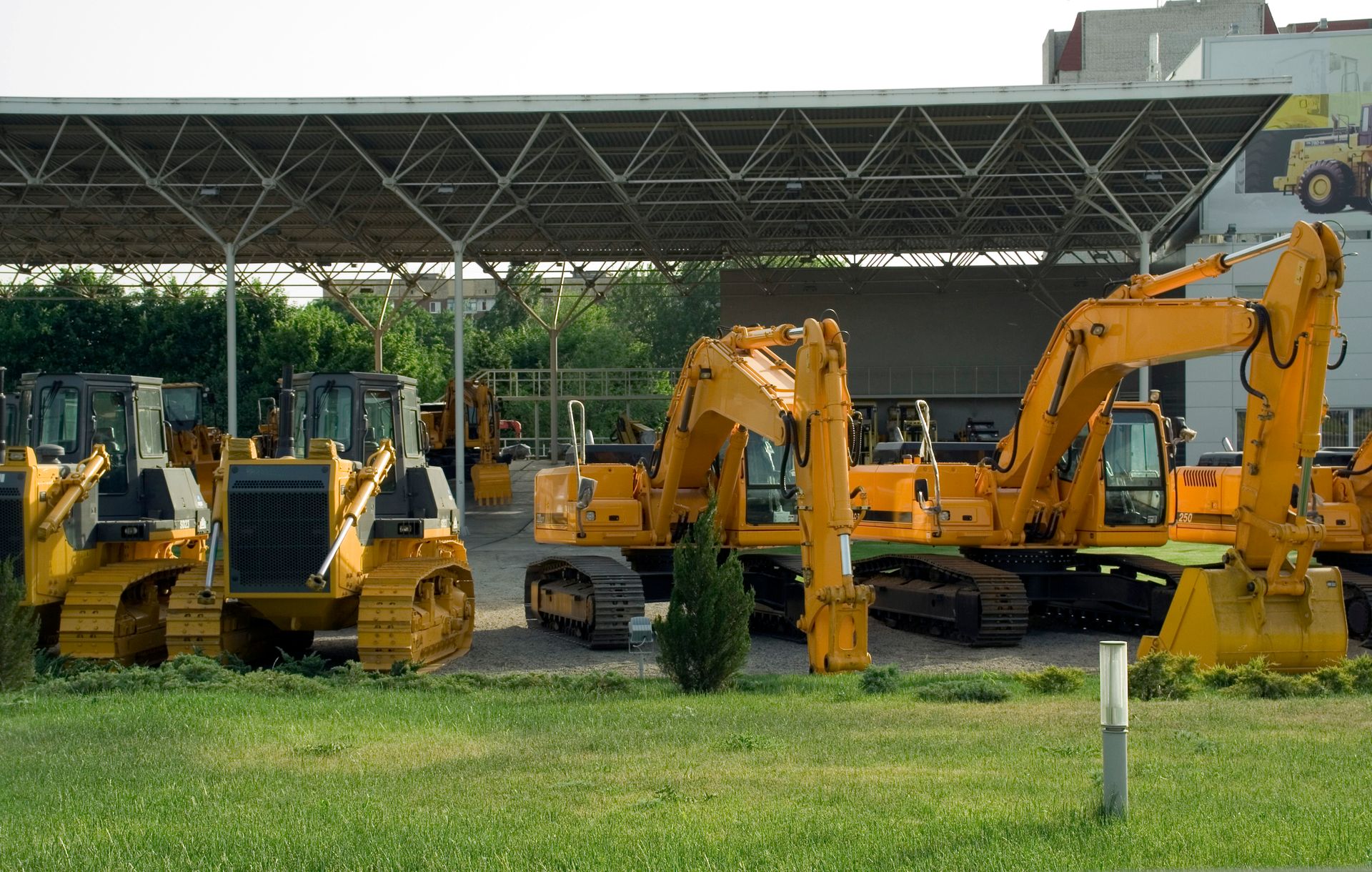 Exhibition and sale of heavy construction equipment