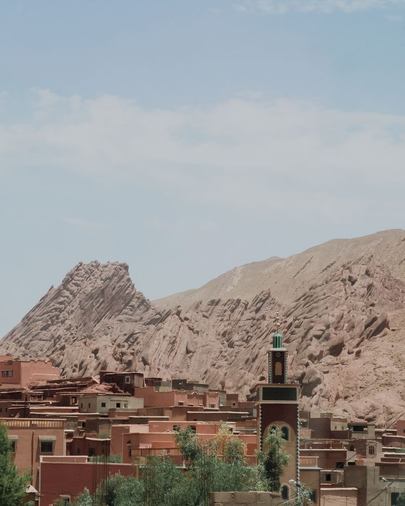 Morocco 10-day itinerary Moroccan village and mountains