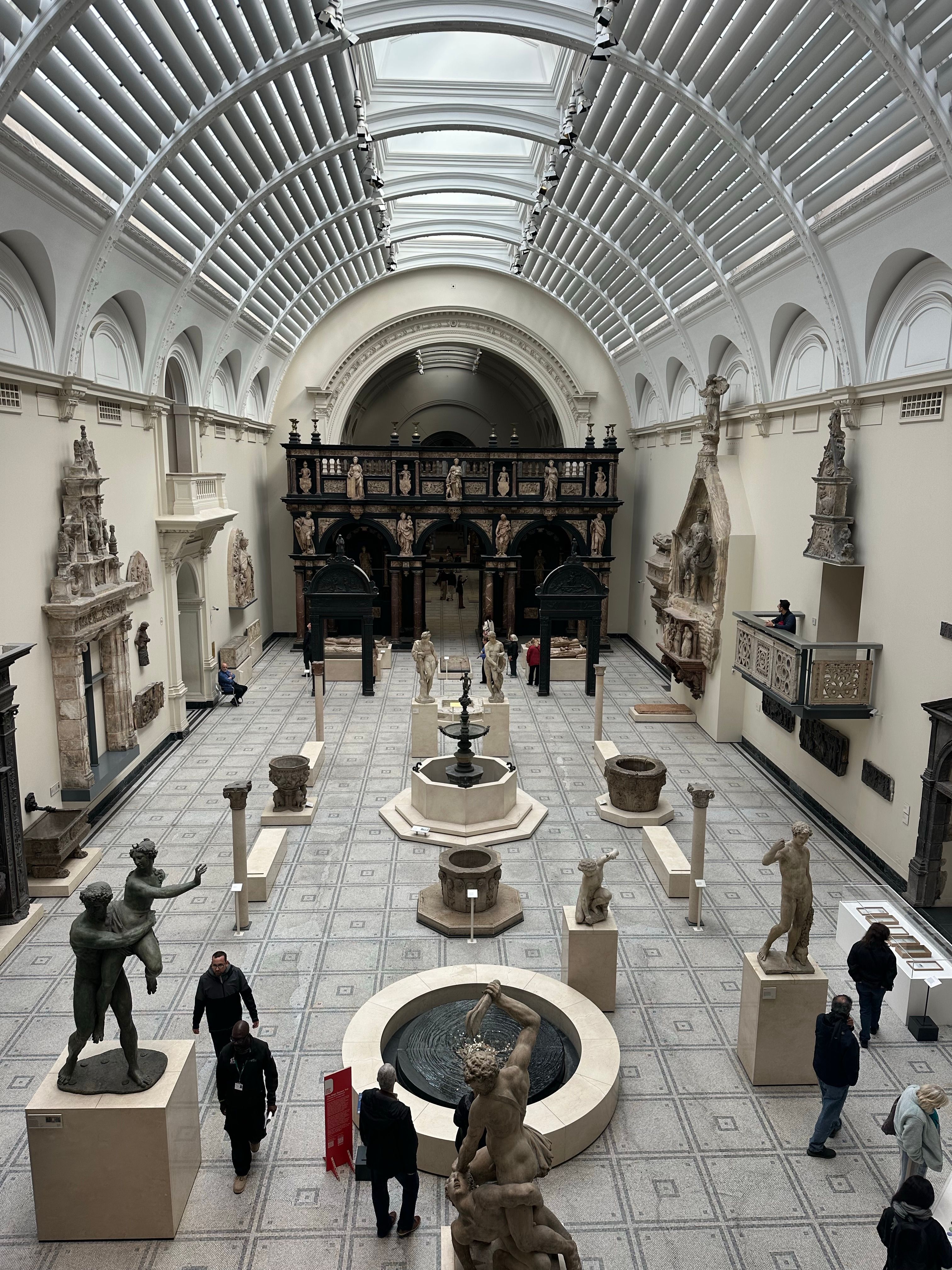 London Art Exhibition Guide: Must-See Shows and Museum Hours