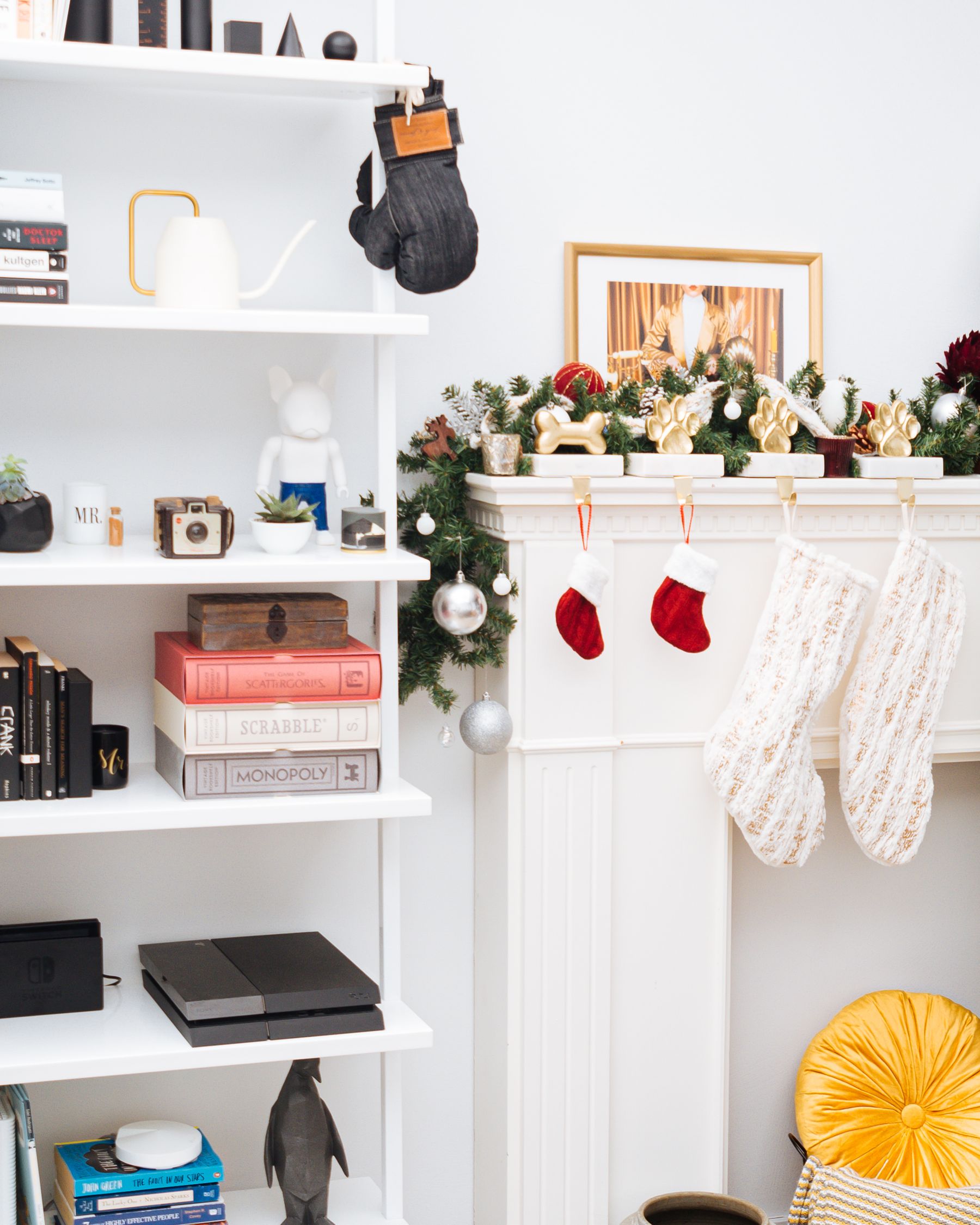 Balanced Christmas mantel with mirror and greenery