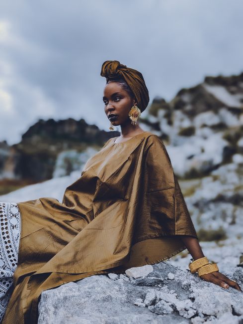 Captivating portrait of an elegant woman in traditional attire in Abuja, Nigeria