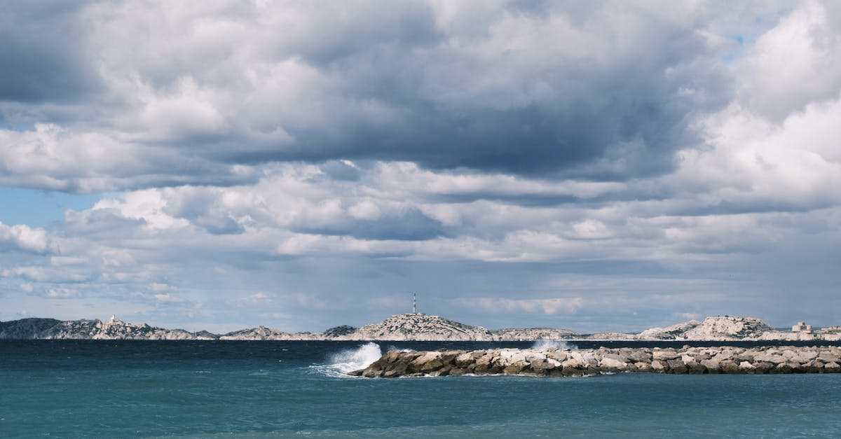 2025臺灣國際衝浪公開賽11月4日開賽 國際選手火熱報名中